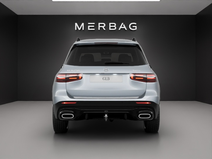 MERCEDES-BENZ GLB 250 4Matic 8G-Tronic-image-3