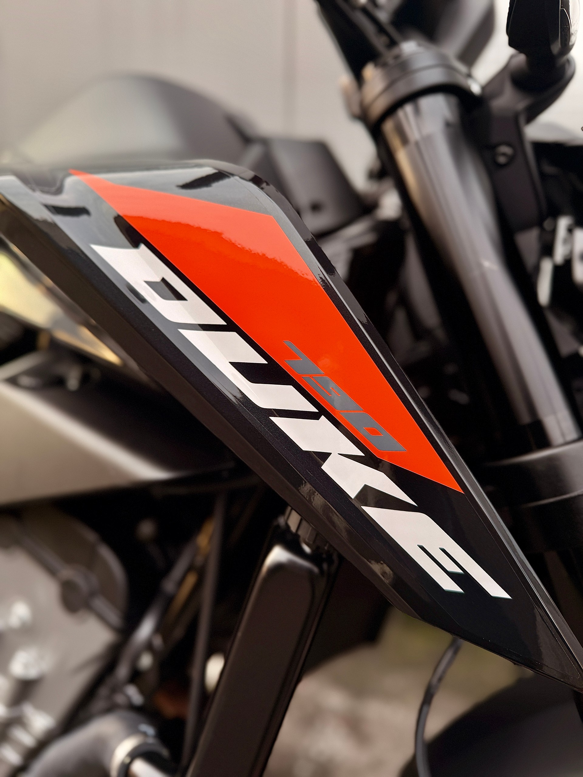 KTM 790 Duke 2026-showroom-element-2