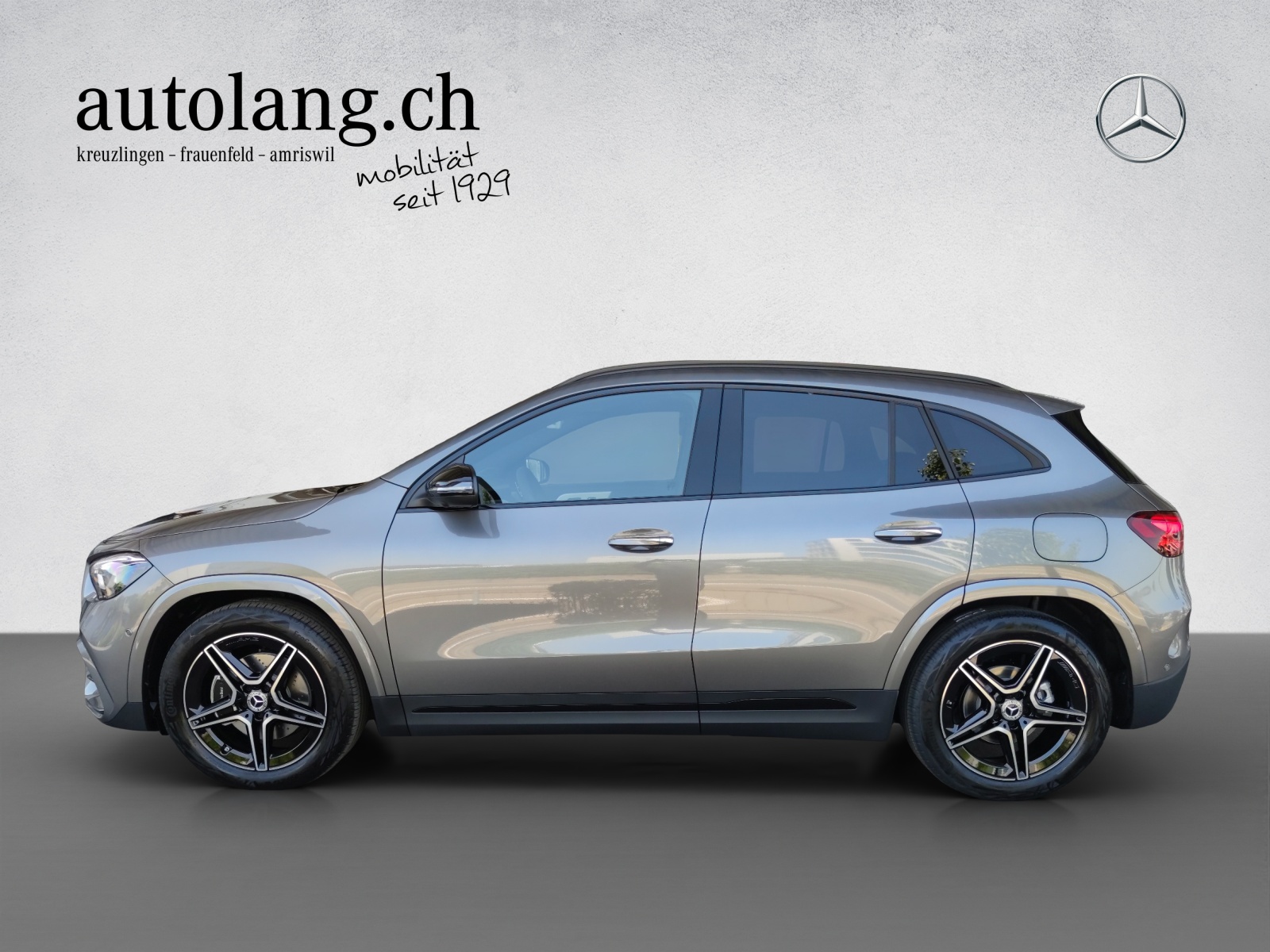 MERCEDES-BENZ GLA 200 AMG Line Night Star-image-1