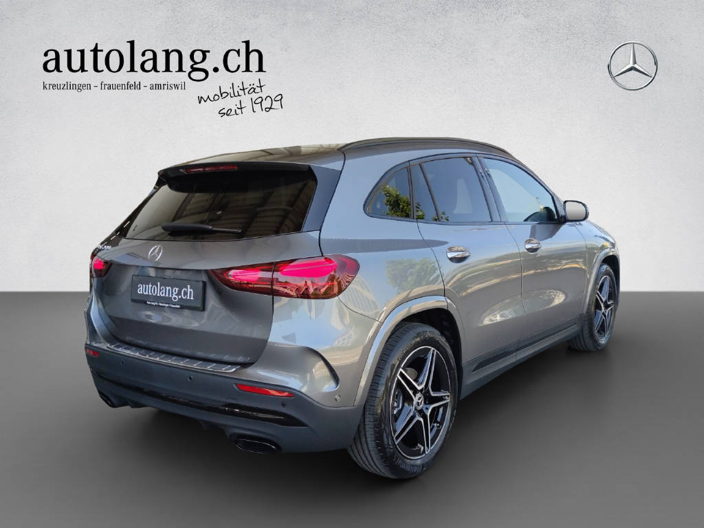 MERCEDES-BENZ GLA 200 AMG Line Night Star-image-4