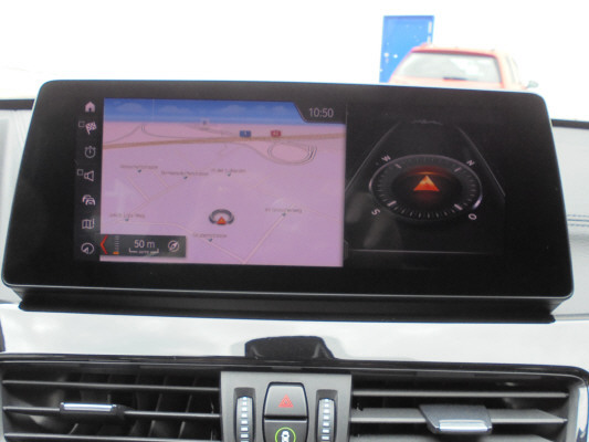 BMW X1 xDrive 18d Sport Line-image-5