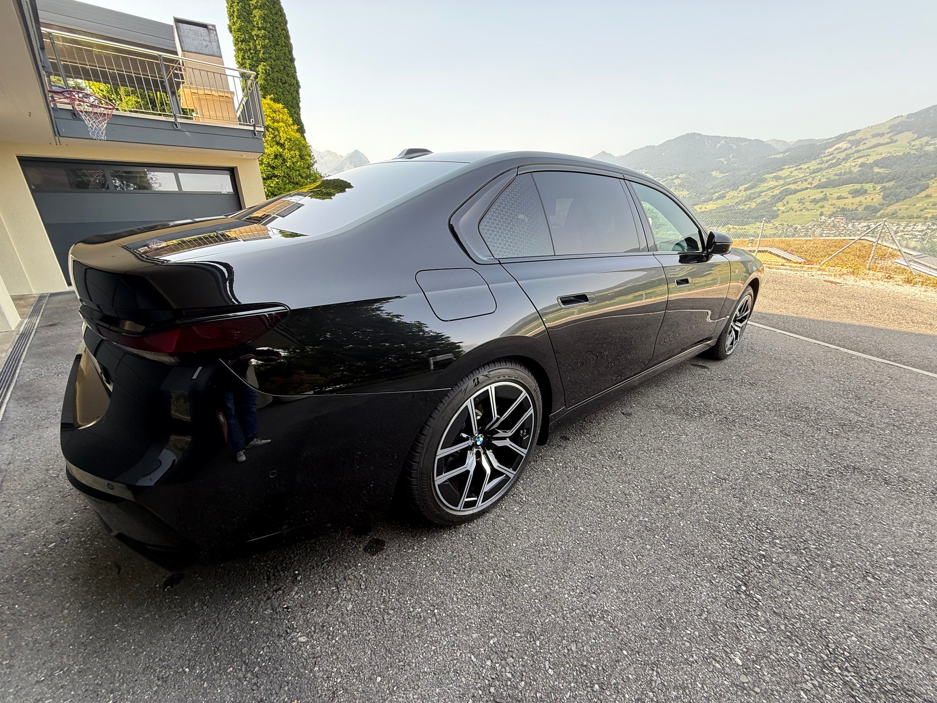 BMW i7 xDrive 60 M Sport-image-3