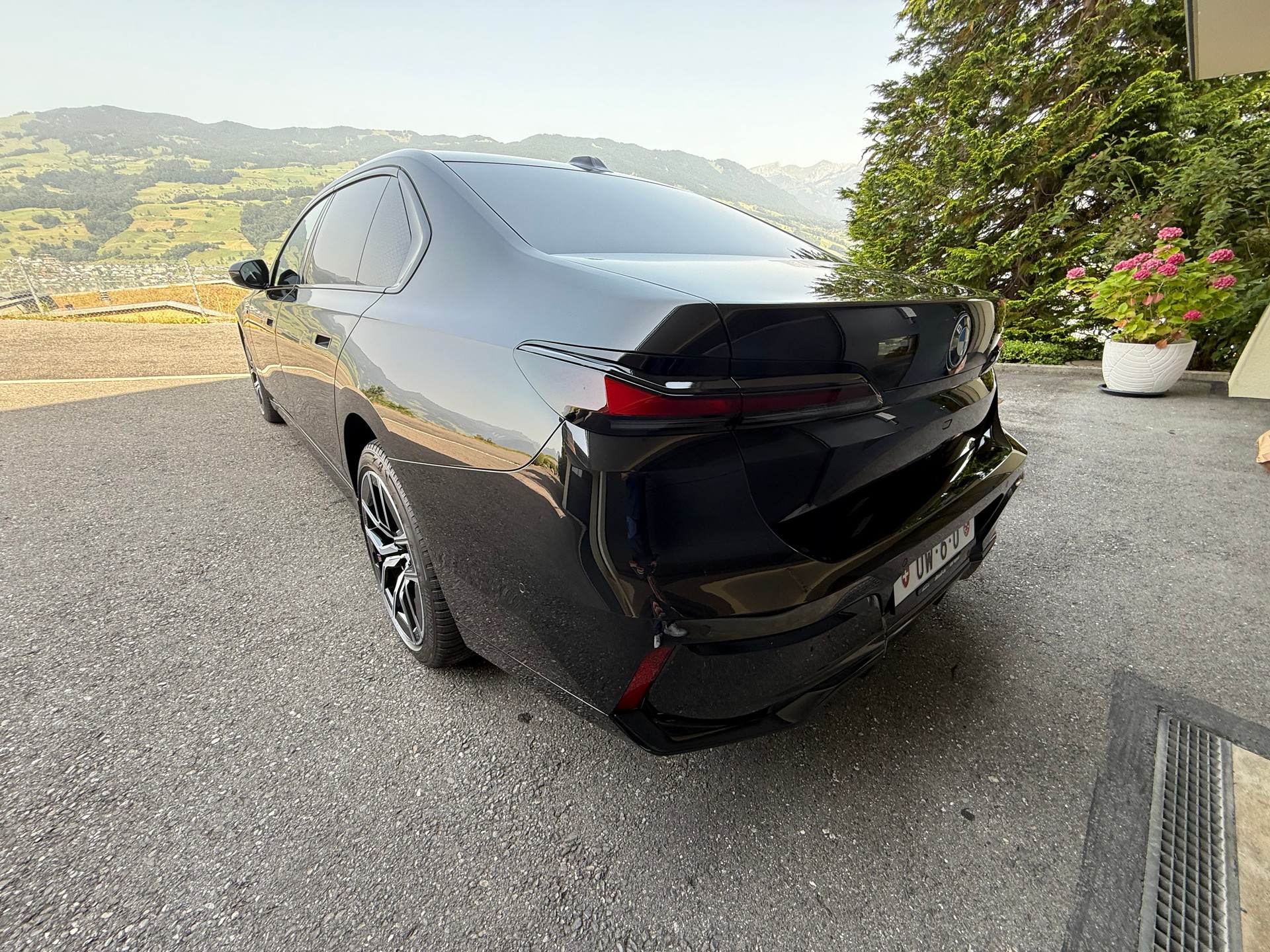 BMW i7 xDrive 60 M Sport-image-4