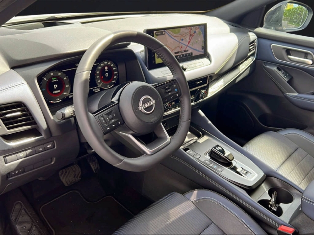NISSAN Qashqai 1.5 VC-T Unplugged-image-7