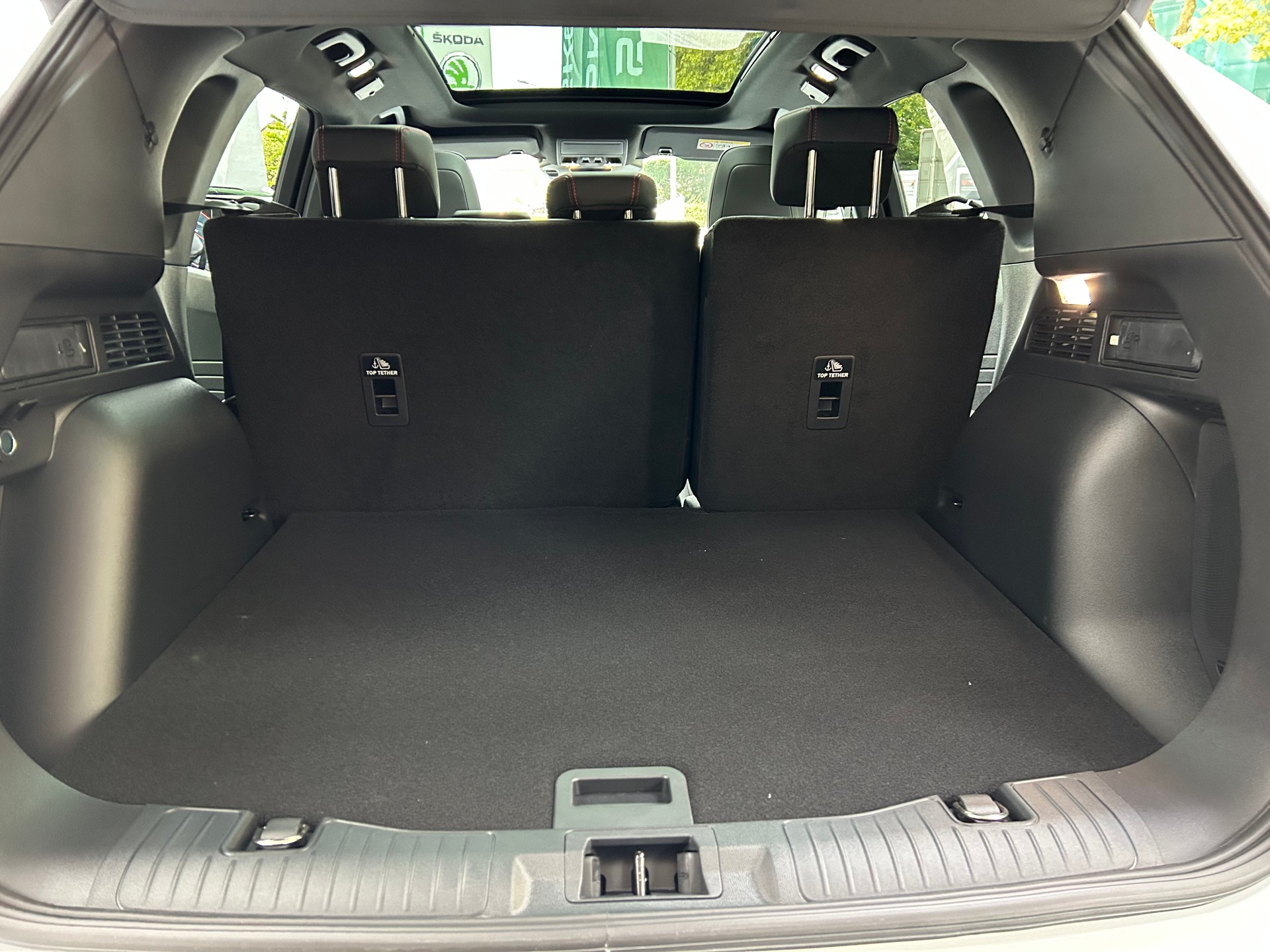 FORD Kuga 2.5 PHEV ST-Line X FWD-image-14