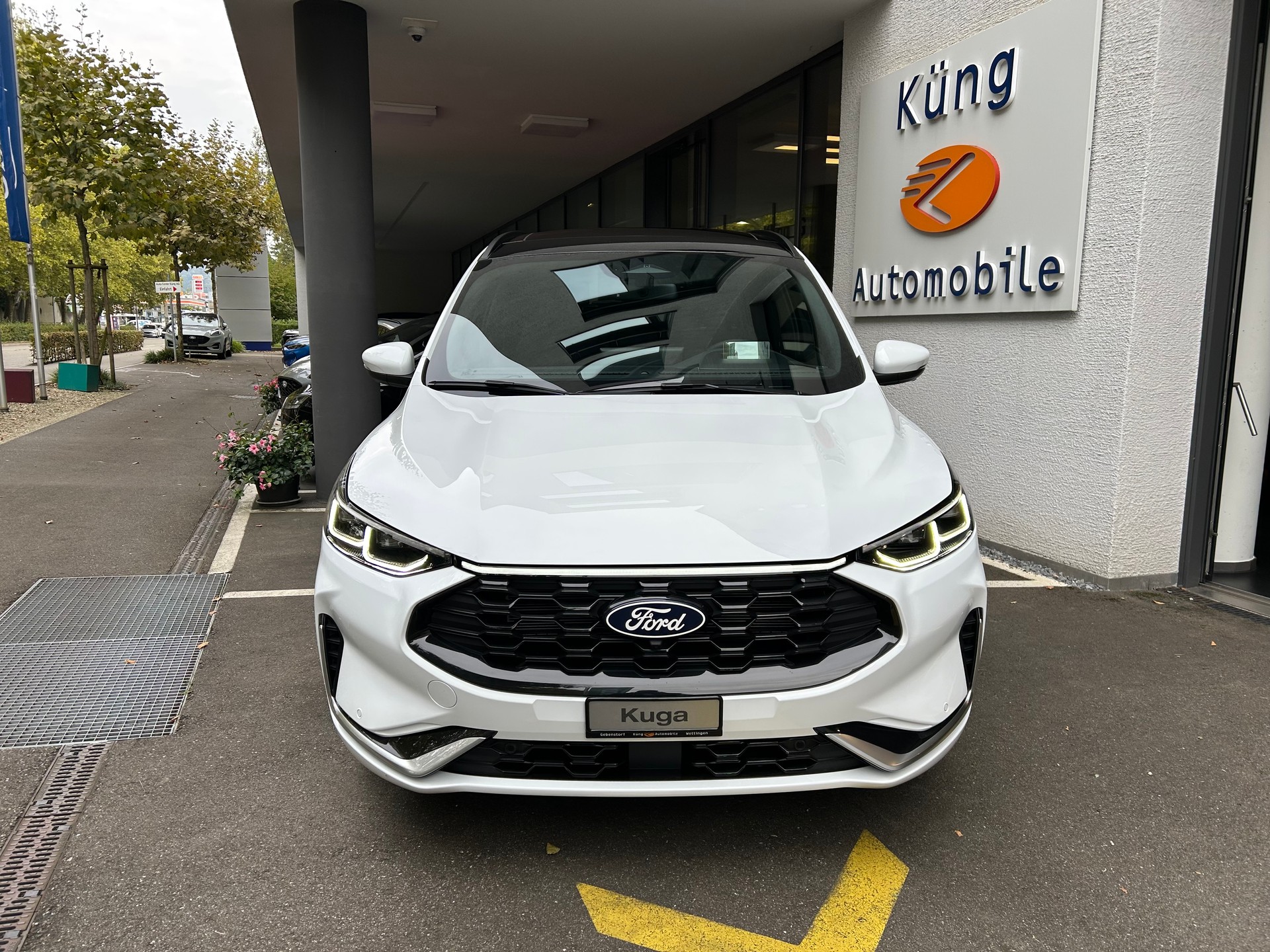 FORD Kuga 2.5 PHEV ST-Line X FWD-image-1