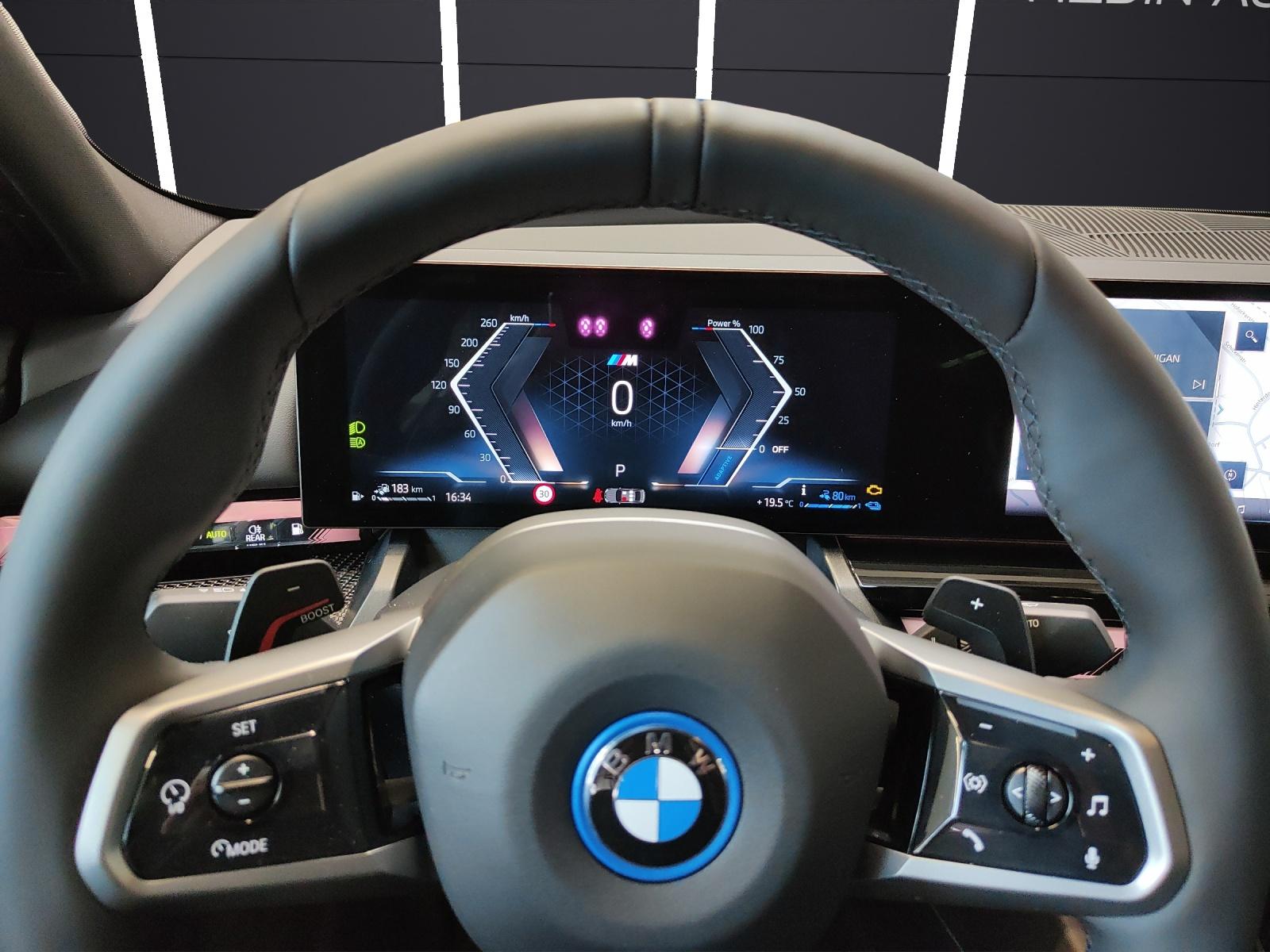 BMW 550e xDrive-image-13