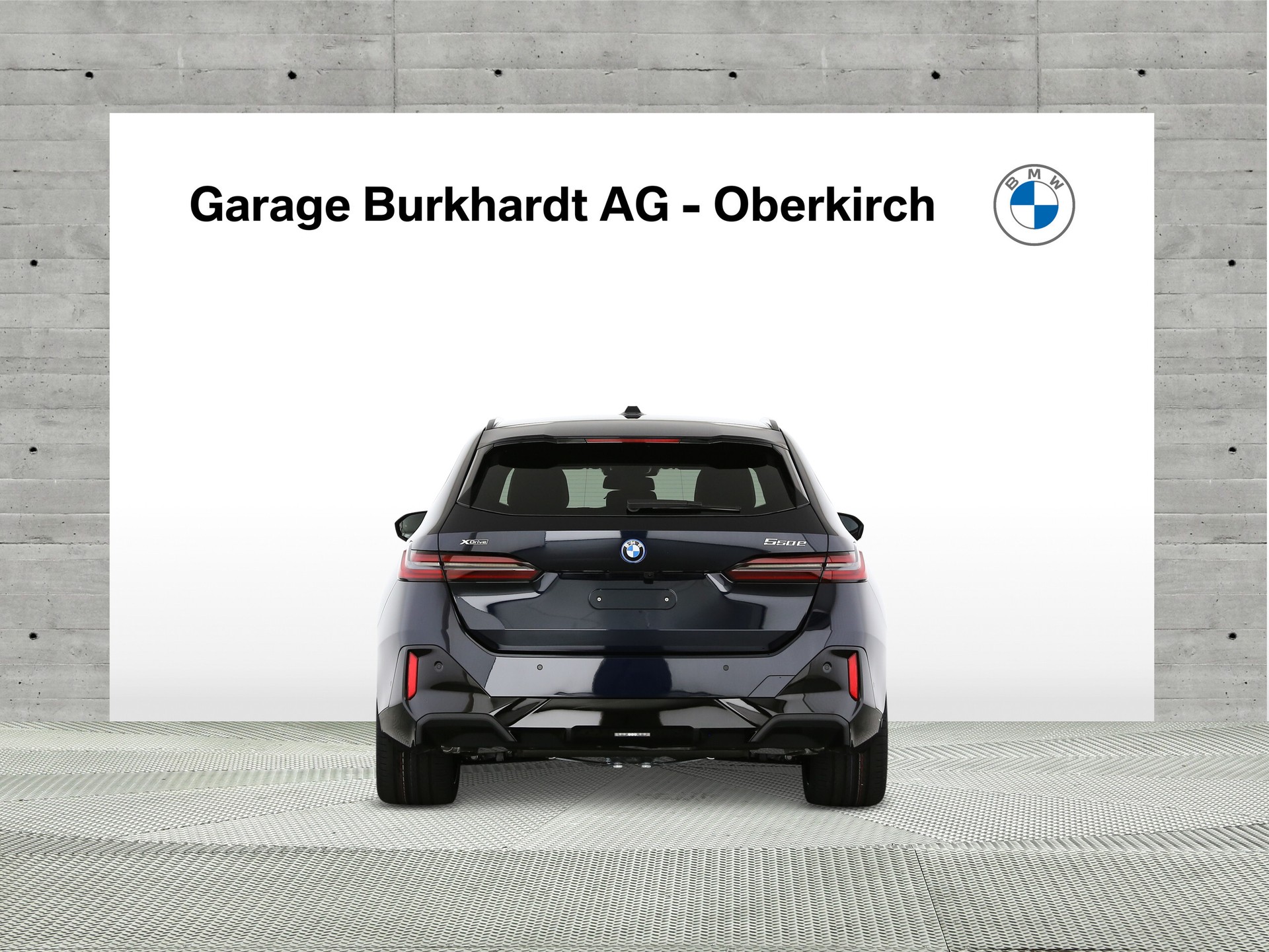 BMW 550e xDr M Sport Pro Tour-image-3