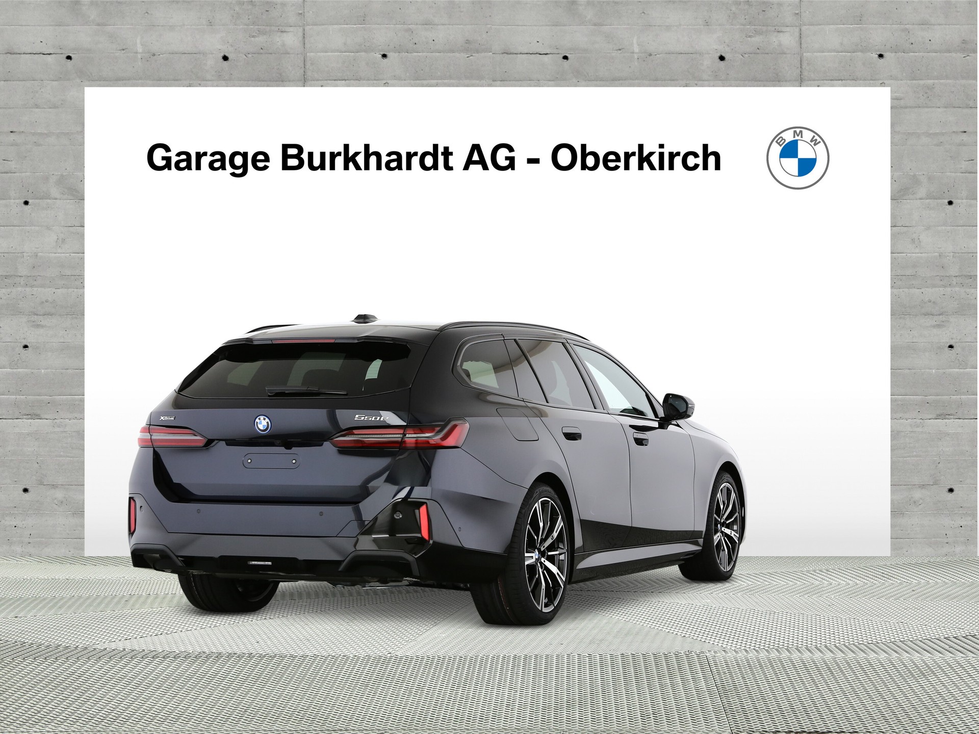 BMW 550e xDr M Sport Pro Tour-image-1