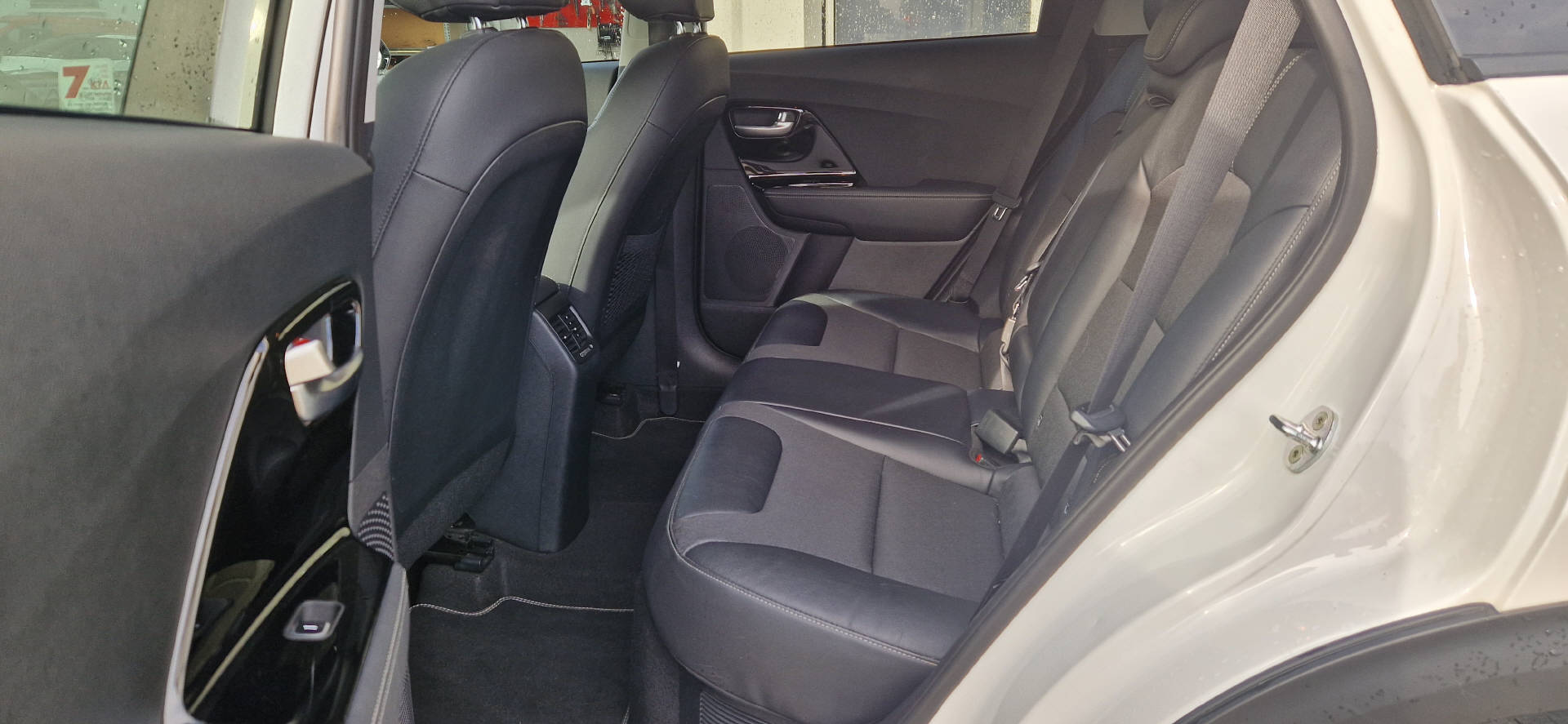 KIA Niro 1.6 GDi Hybrid Power-image-10