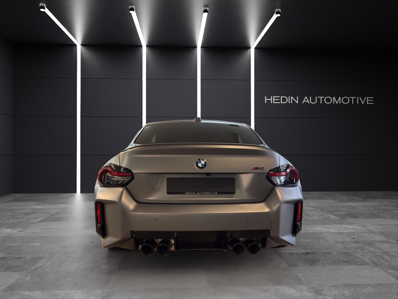 BMW M2 Coupé-showroom-element-3