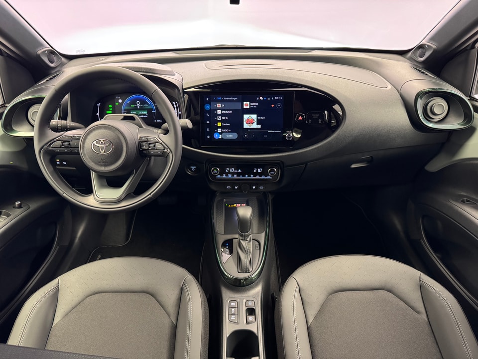 Aygo X Hybrid 1.5 Style