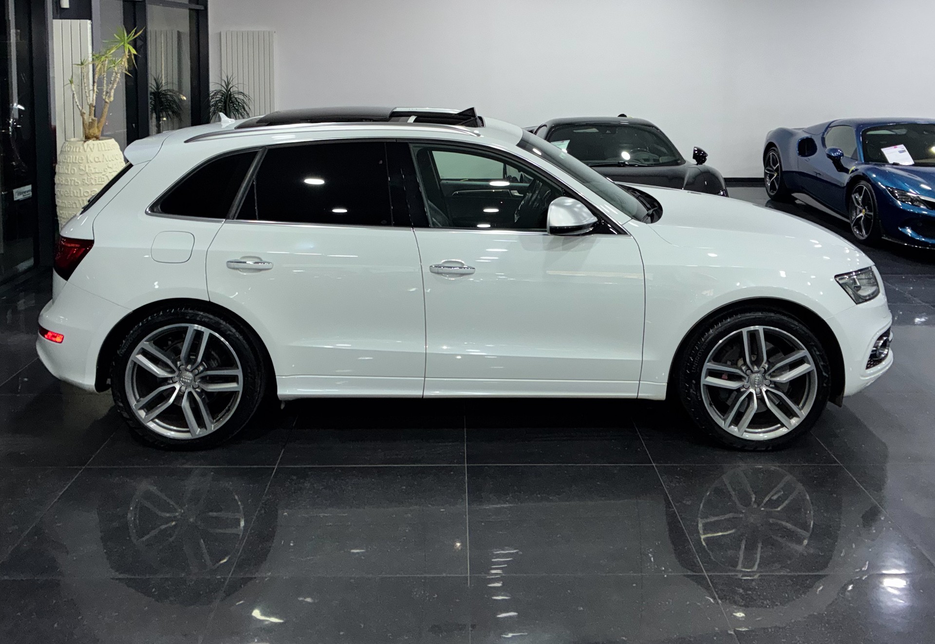 AUDI SQ5 3.0 TDI quattro tiptronic-image-3