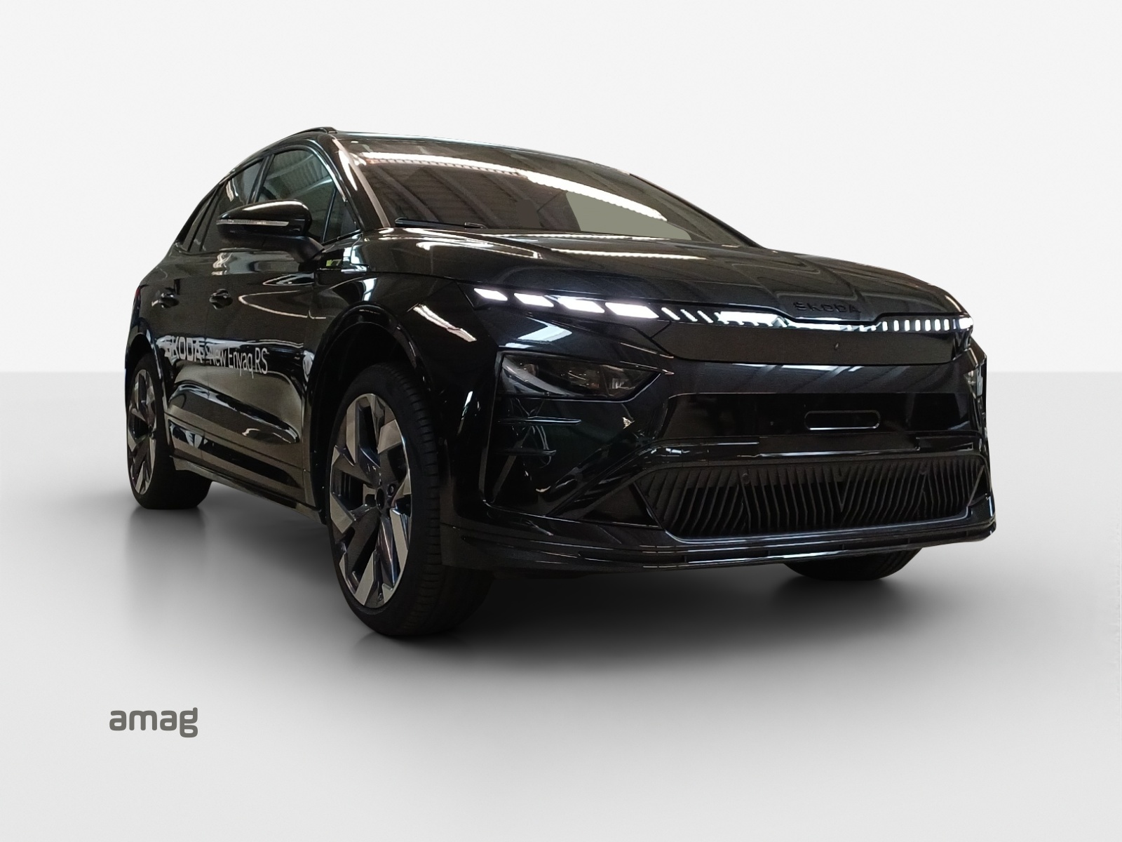 SKODA Enyaq 4x4 RS-image-5