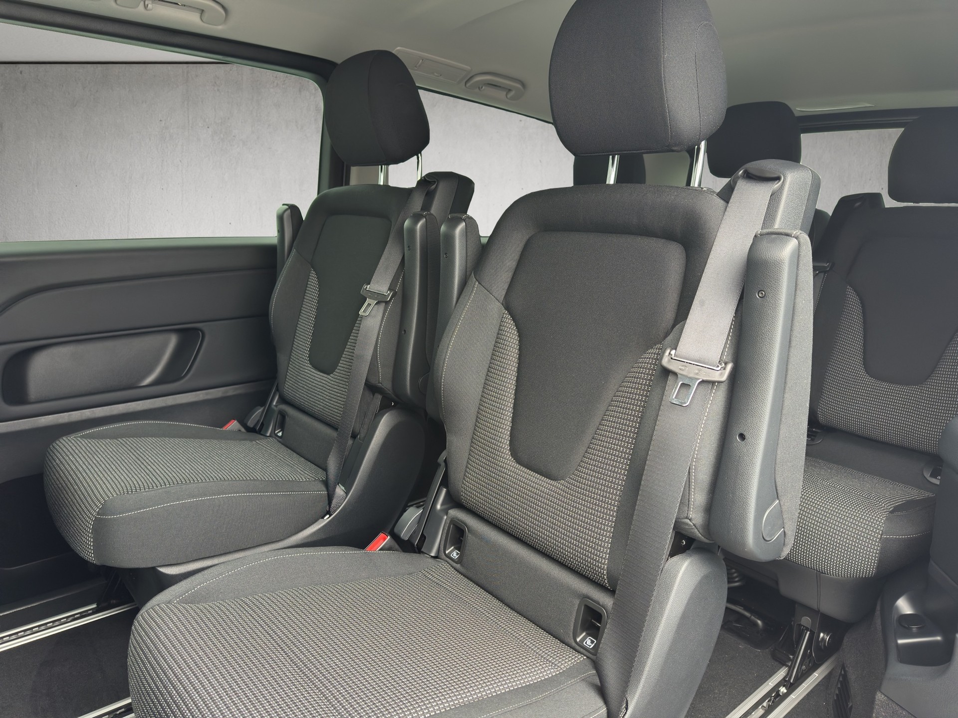 MERCEDES-BENZ V 250 d lang Style 9G-Tronic-image-6