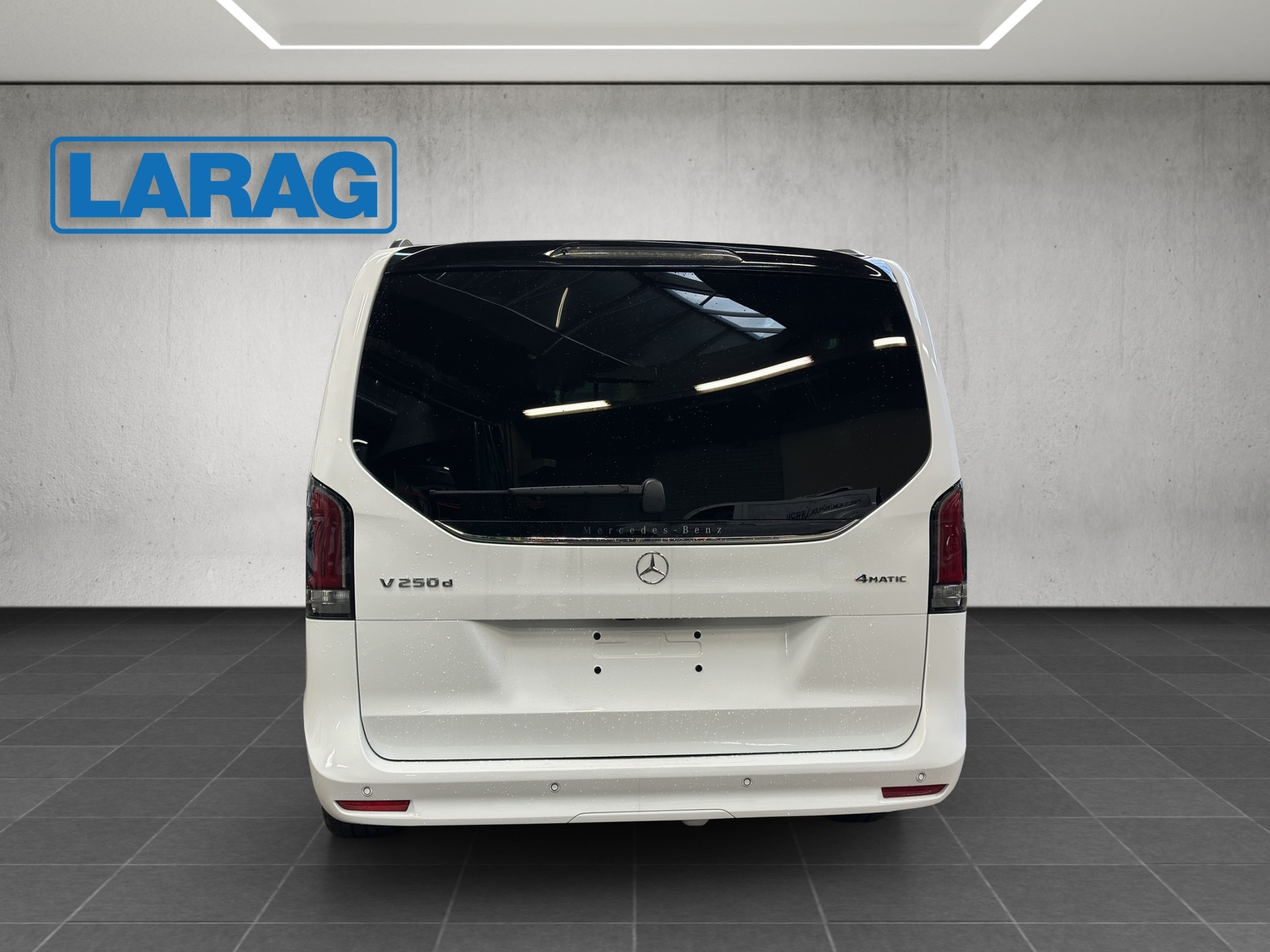 MERCEDES-BENZ V 250 d lang Style 9G-Tronic-image-4