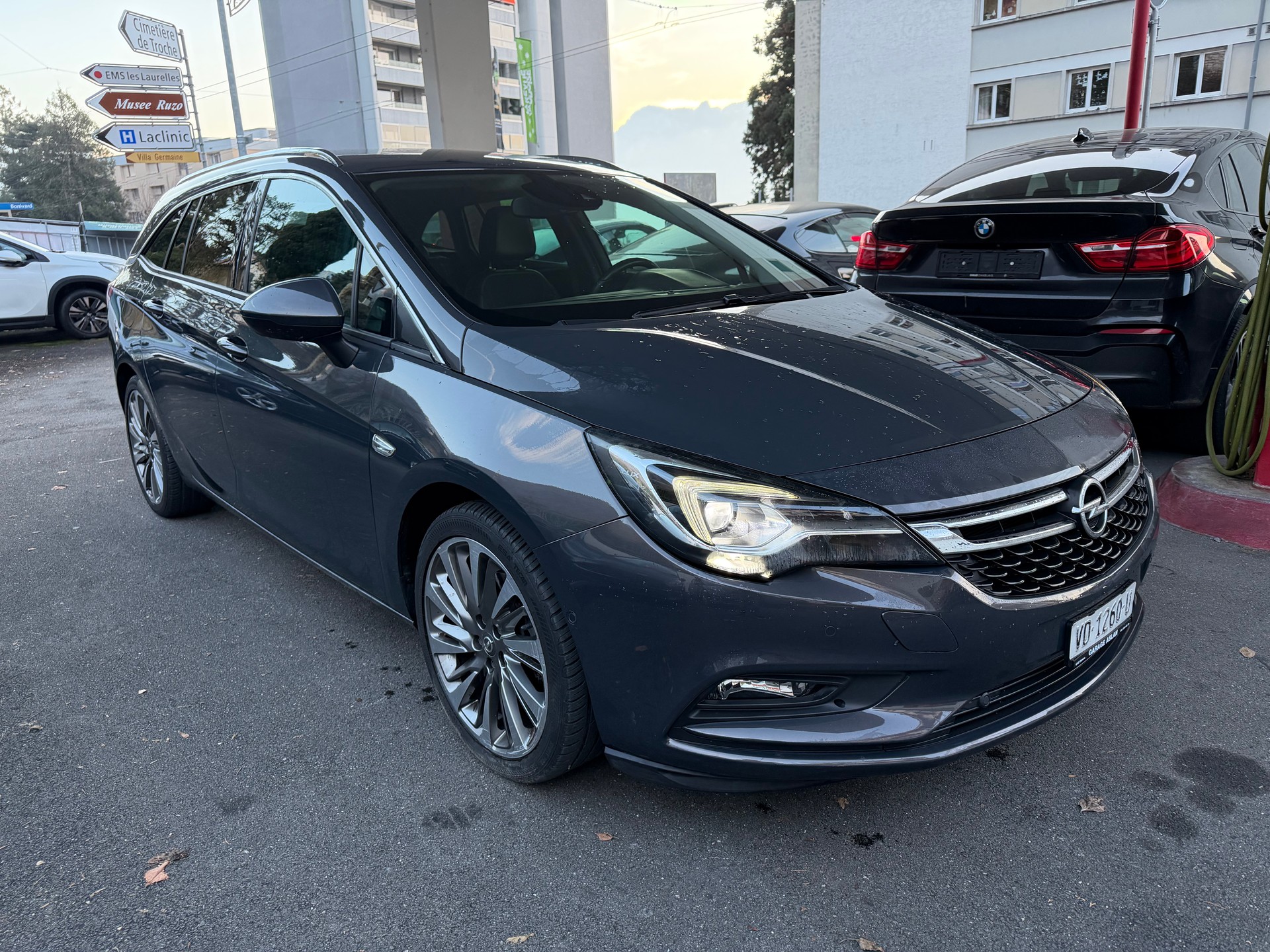 OPEL Astra Sports Tourer 1.6 CDTi BiTurbo Dynamic-image-2