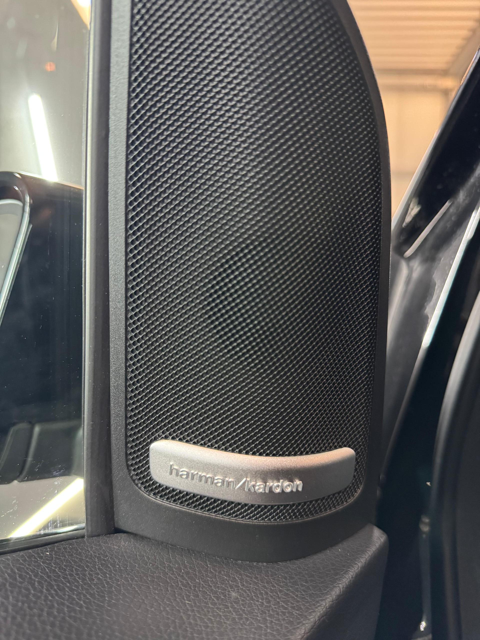 MERCEDES-BENZ B 200 7G-DCT-image-12