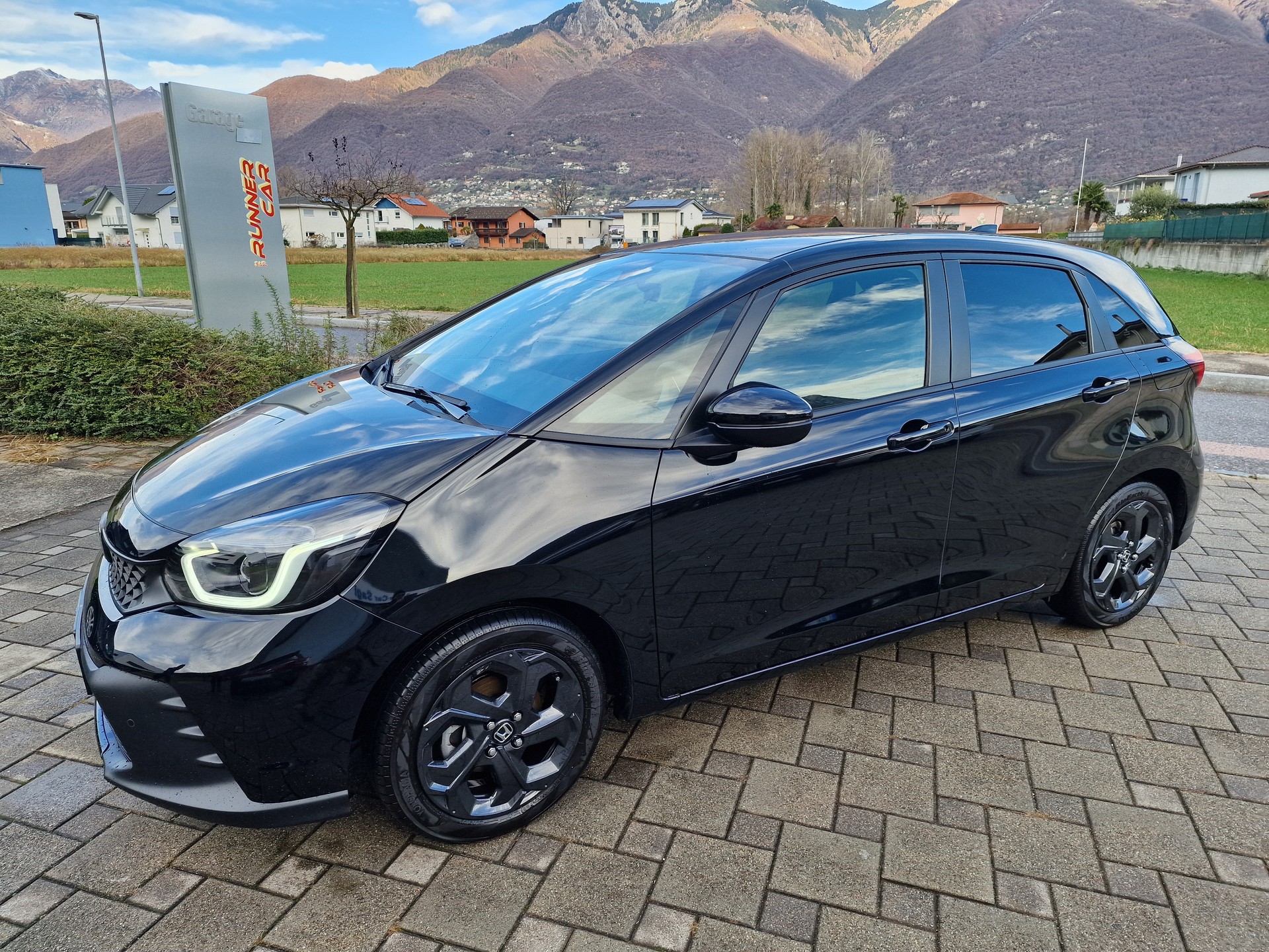 HONDA Jazz 1.5i-MMD Advance E-CVT-image-1