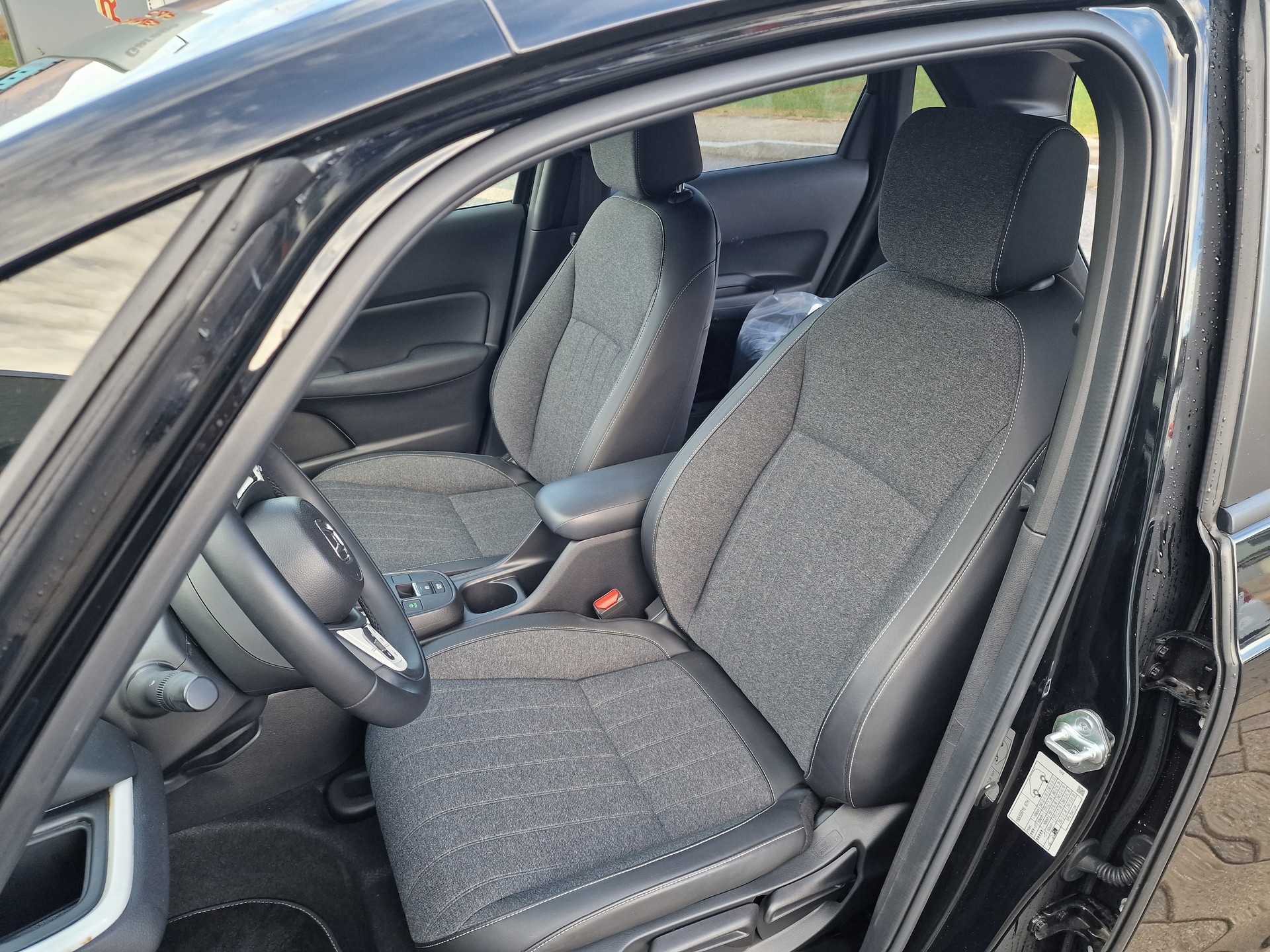 HONDA Jazz 1.5i-MMD Advance E-CVT-image-4