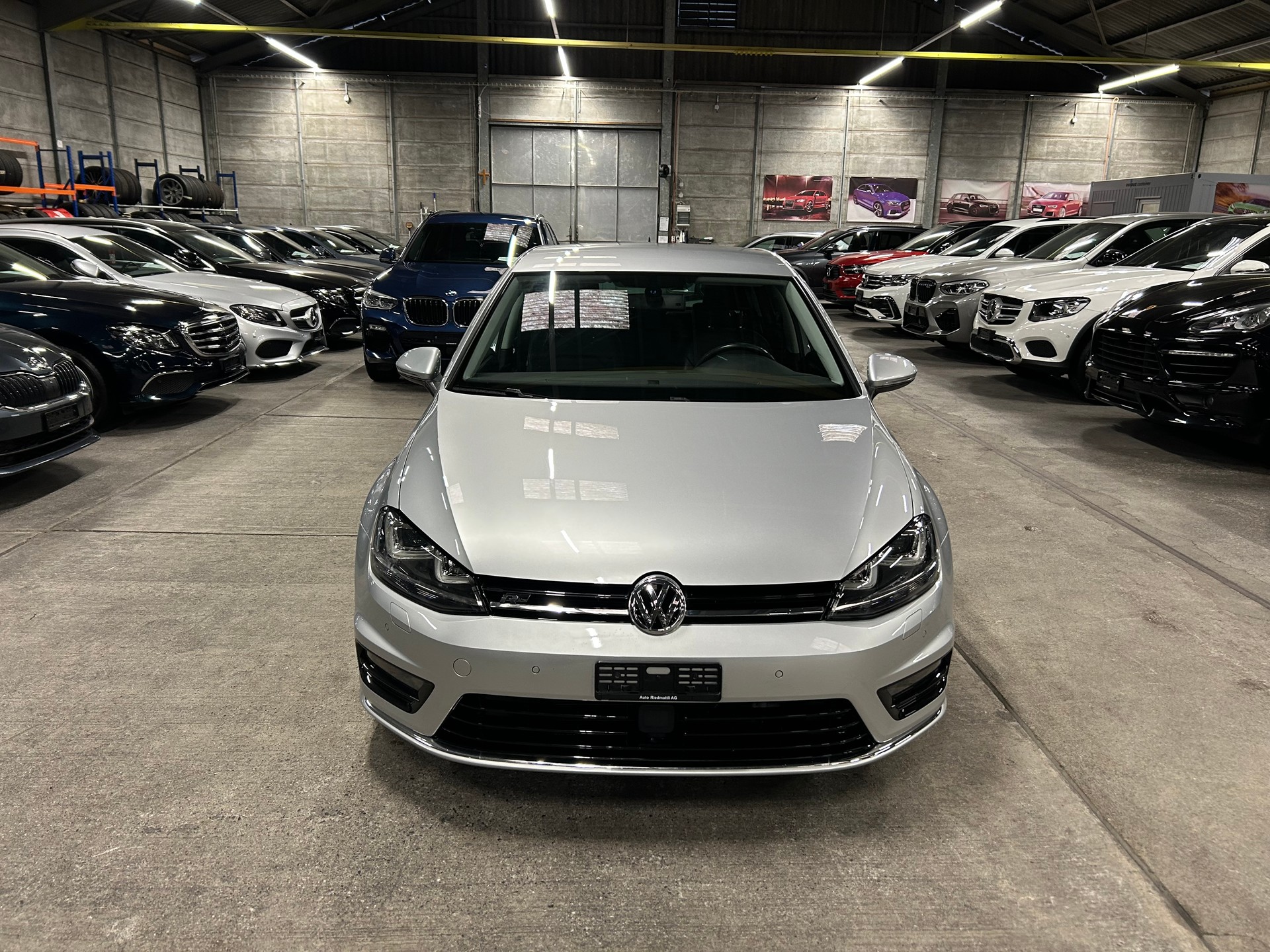 VW Golf 1.2 TSI R-LINE DSG-image-8