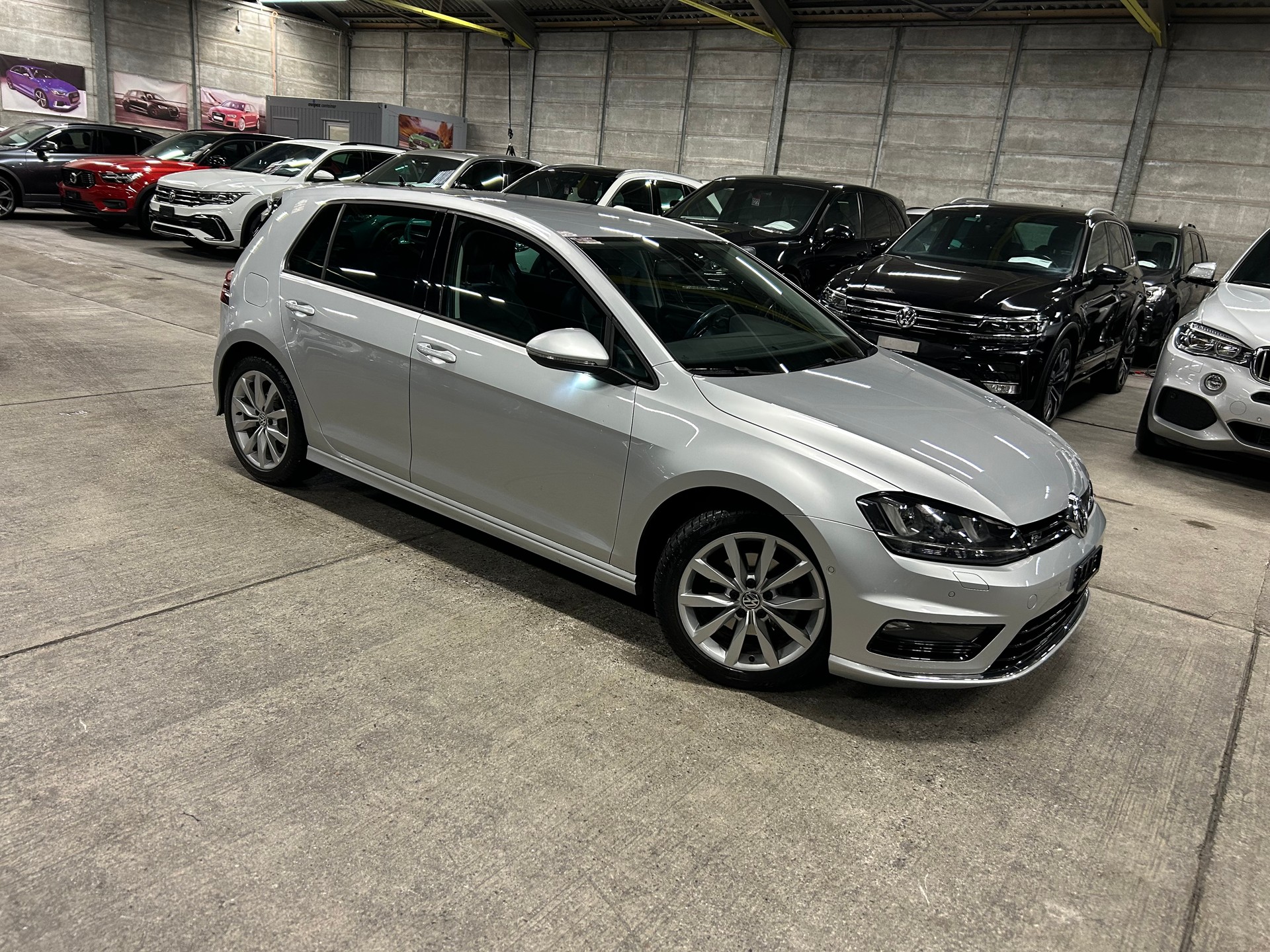 VW Golf 1.2 TSI R-LINE DSG-image-0