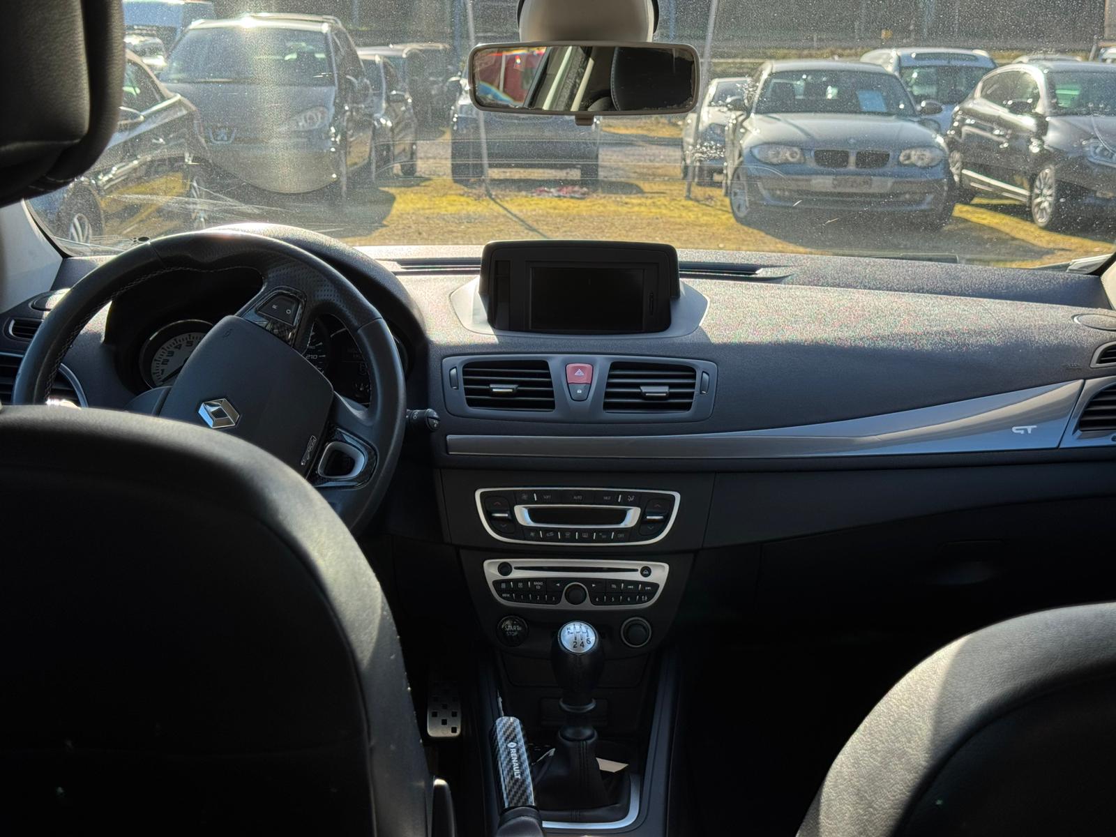RENAULT Mégane Coupé 2.0 16V Turbo GT-image-9