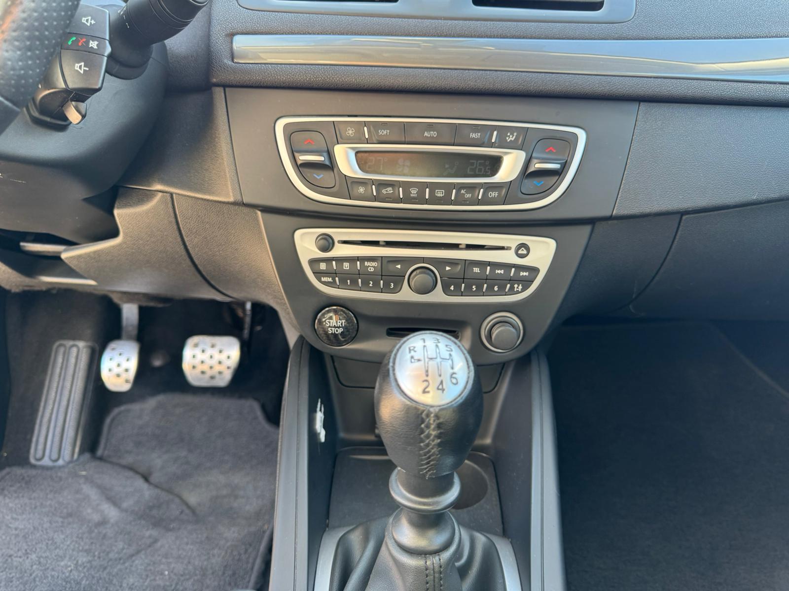 RENAULT Mégane Coupé 2.0 16V Turbo GT-image-17