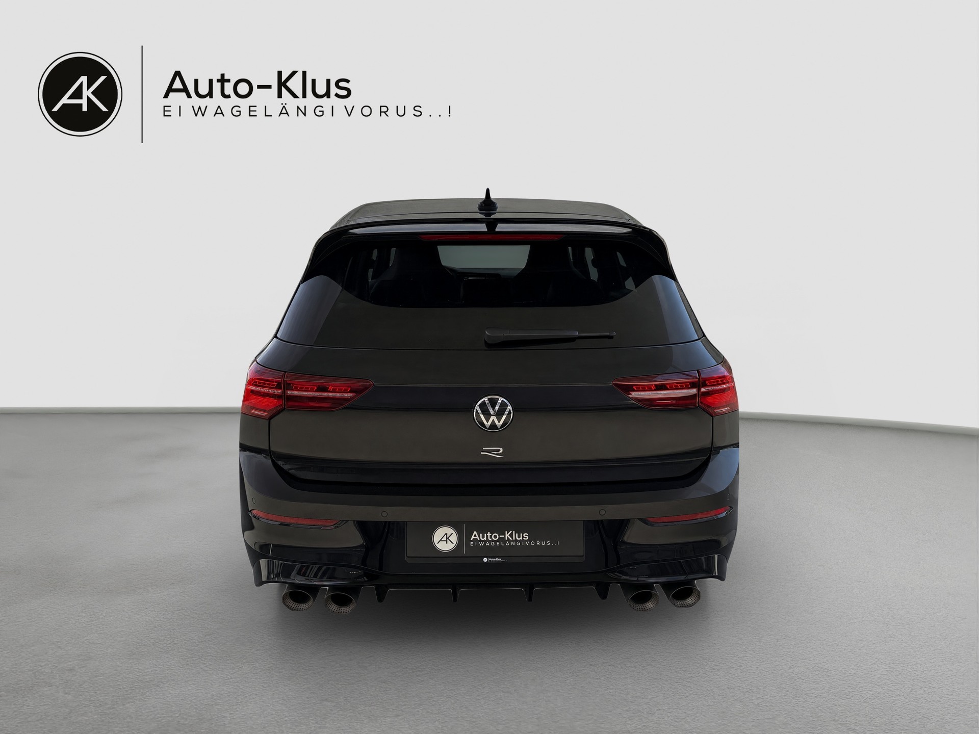 VW Golf 2.0 TSI R DSG 4Motion-image-4