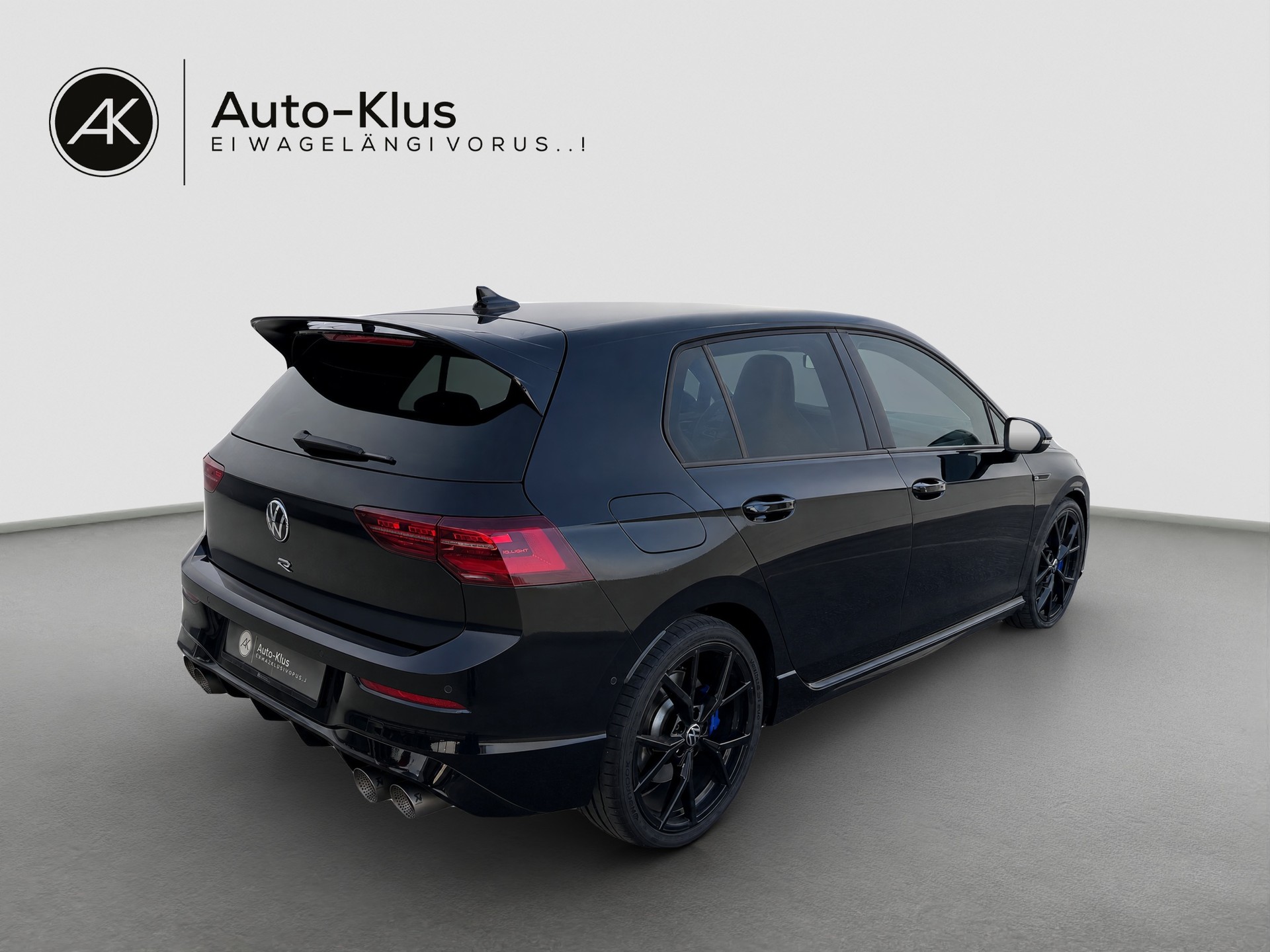 VW Golf 2.0 TSI R DSG 4Motion-image-5