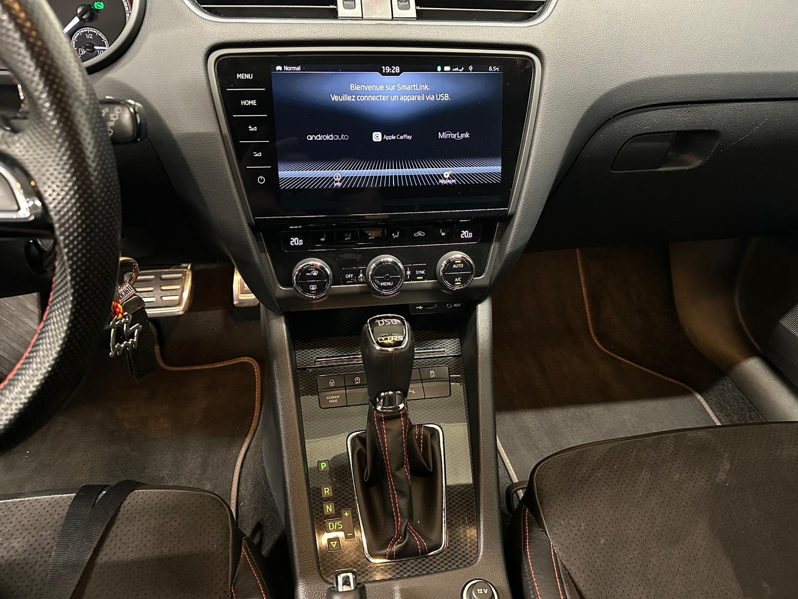 SKODA Octavia Combi 2.0 TSI RS DSG-image-7