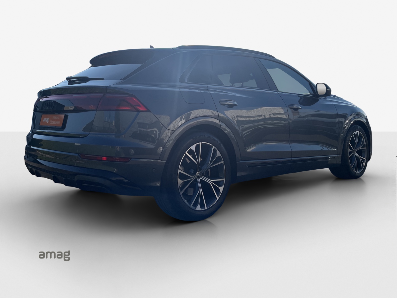 AUDI Q8 55 TFSI e quattro PHEV tiptronic-image-5