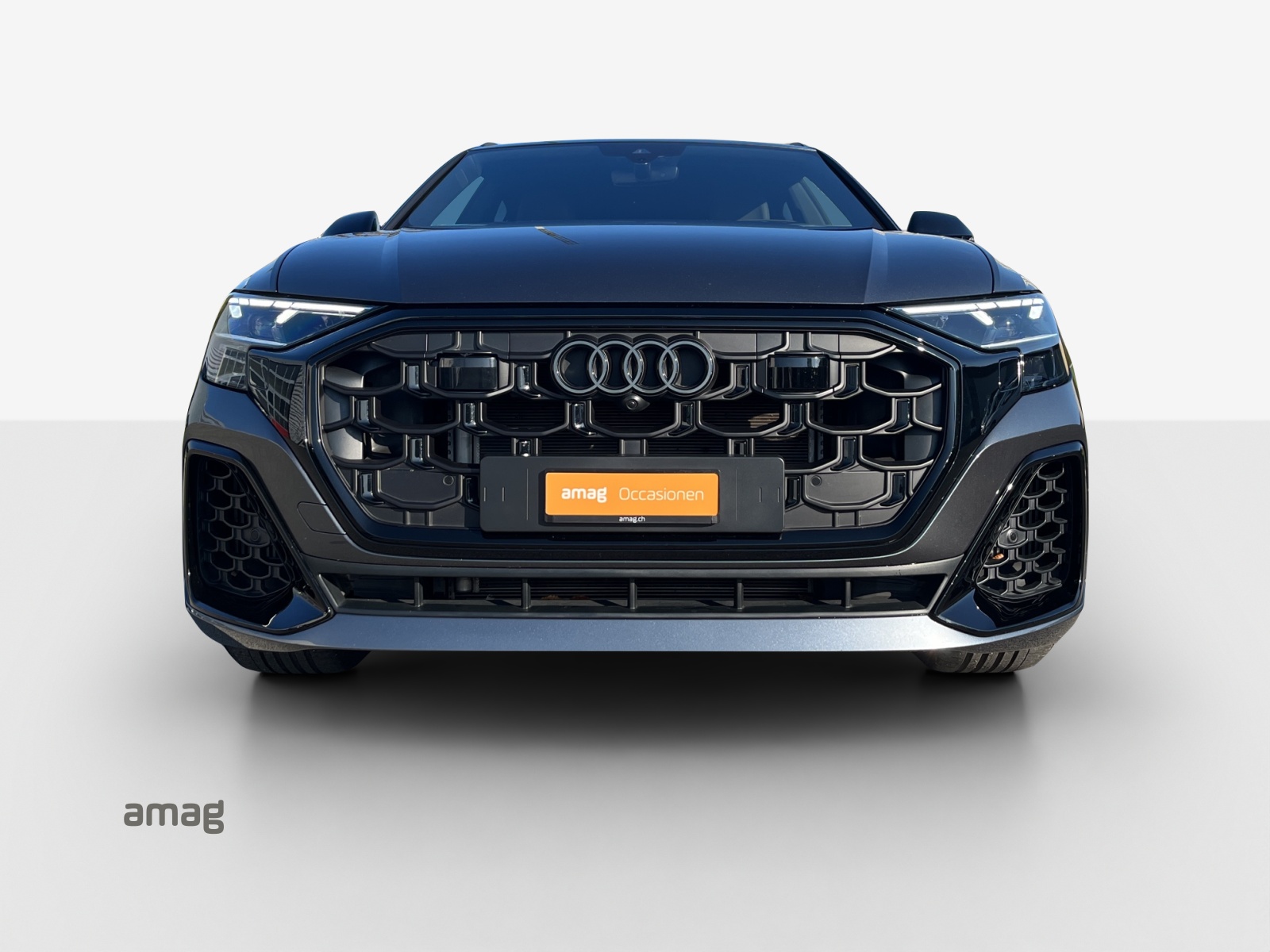 AUDI Q8 55 TFSI e quattro PHEV tiptronic-image-7