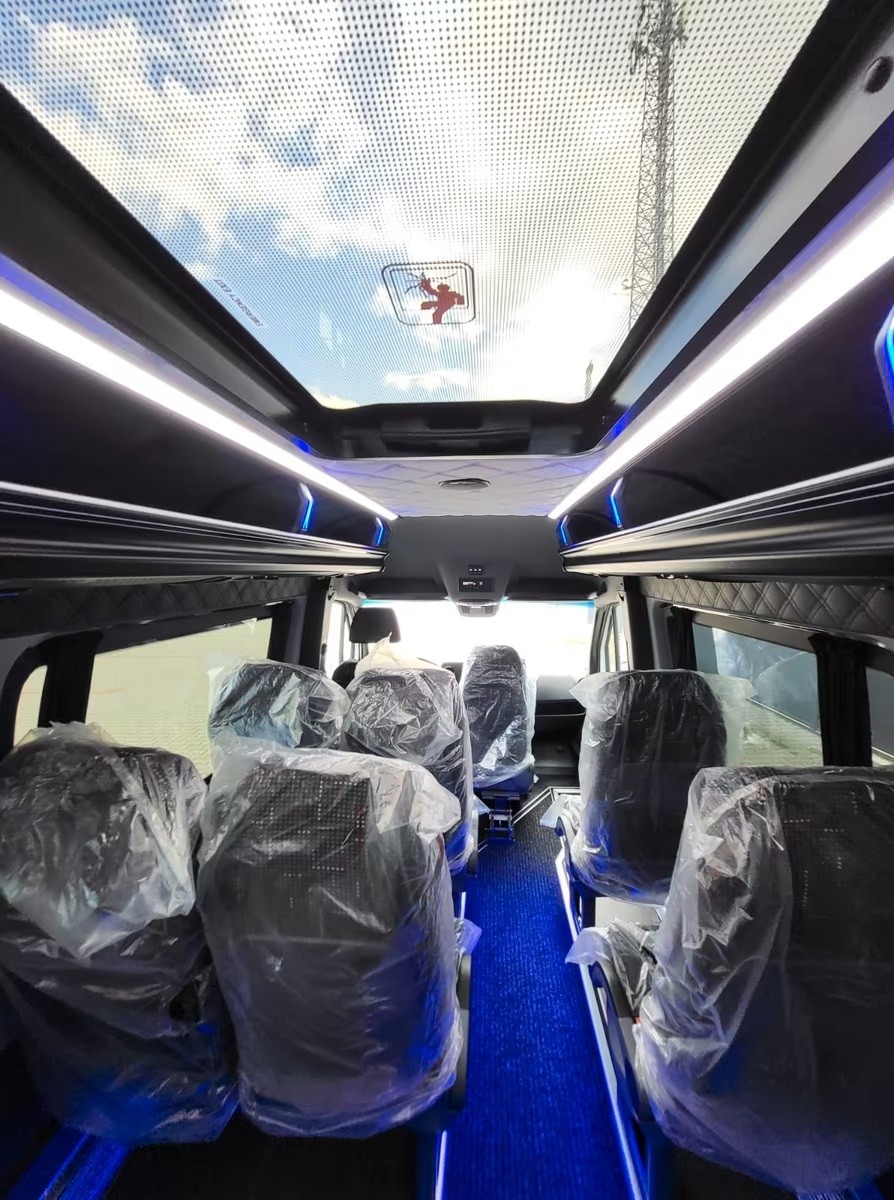 MERCEDES-BENZ Sprinter 517 CDI Extralang 9G-TRONIC 24 Sitzer-image-12