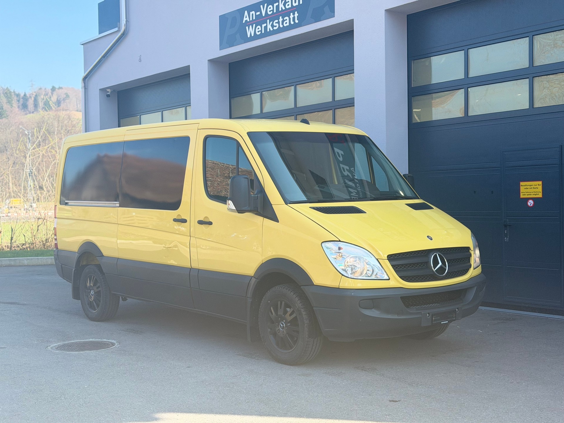 MERCEDES-BENZ Sprinter 213 CDI Standard-image-0