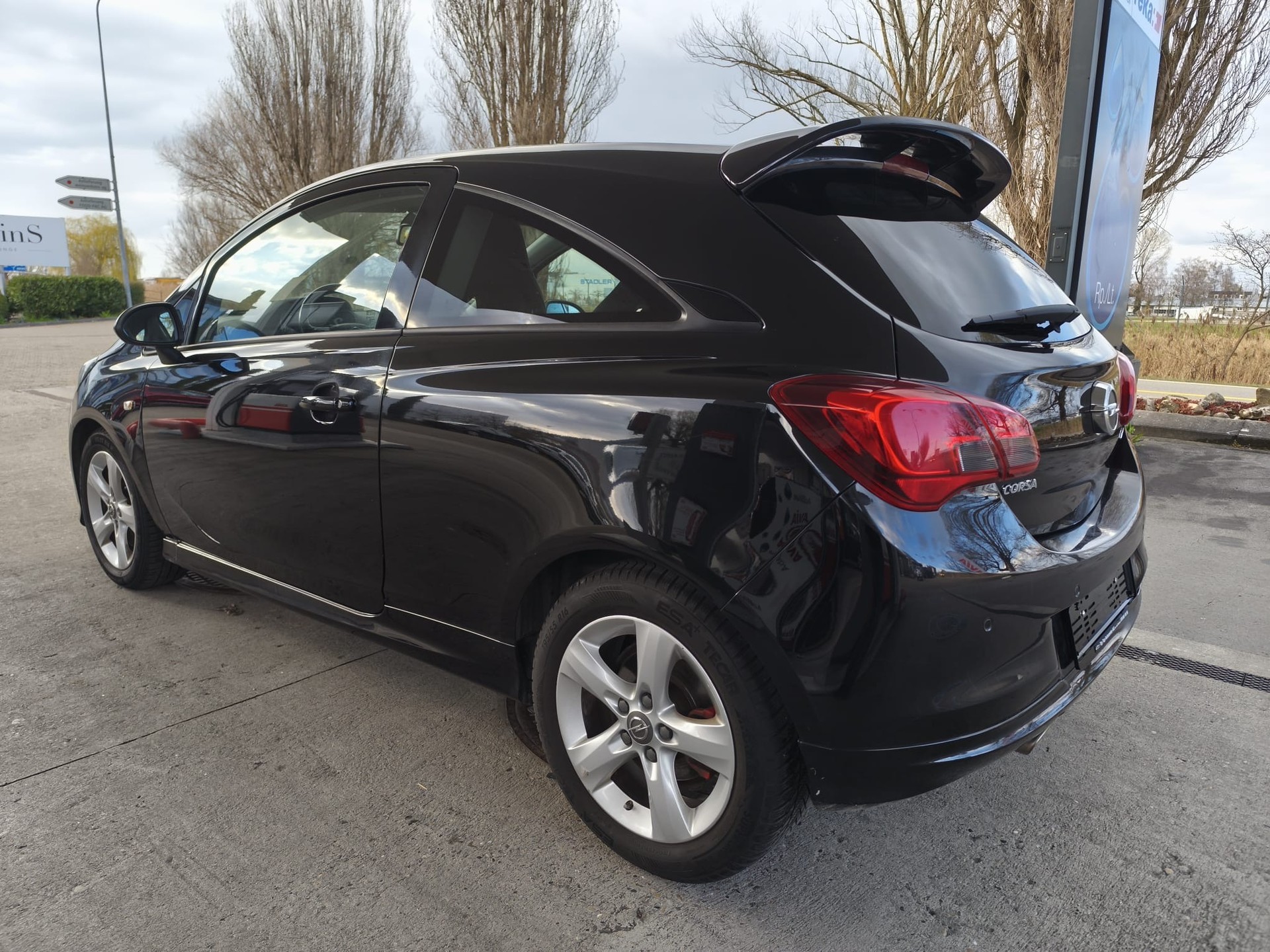 OPEL Corsa 1.4 Turbo GSi-image-3