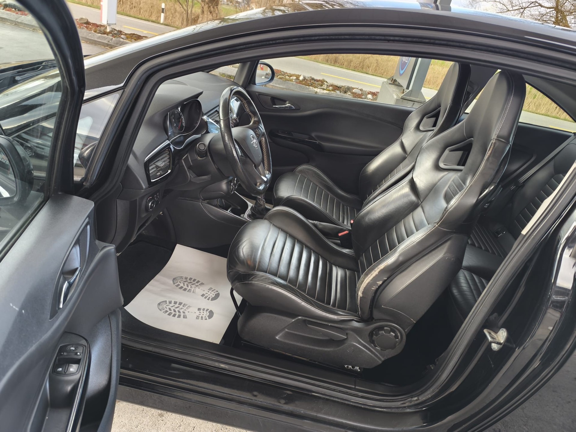OPEL Corsa 1.4 Turbo GSi-image-15