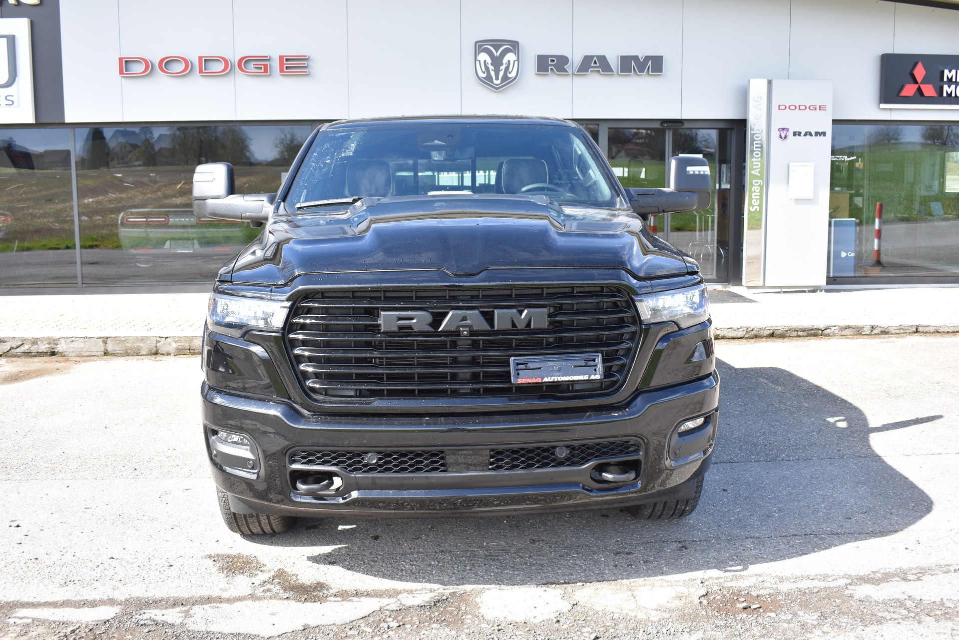 DODGE RAM 1500 CrewCab Laramie Night 3.0 Hurricane-image-0