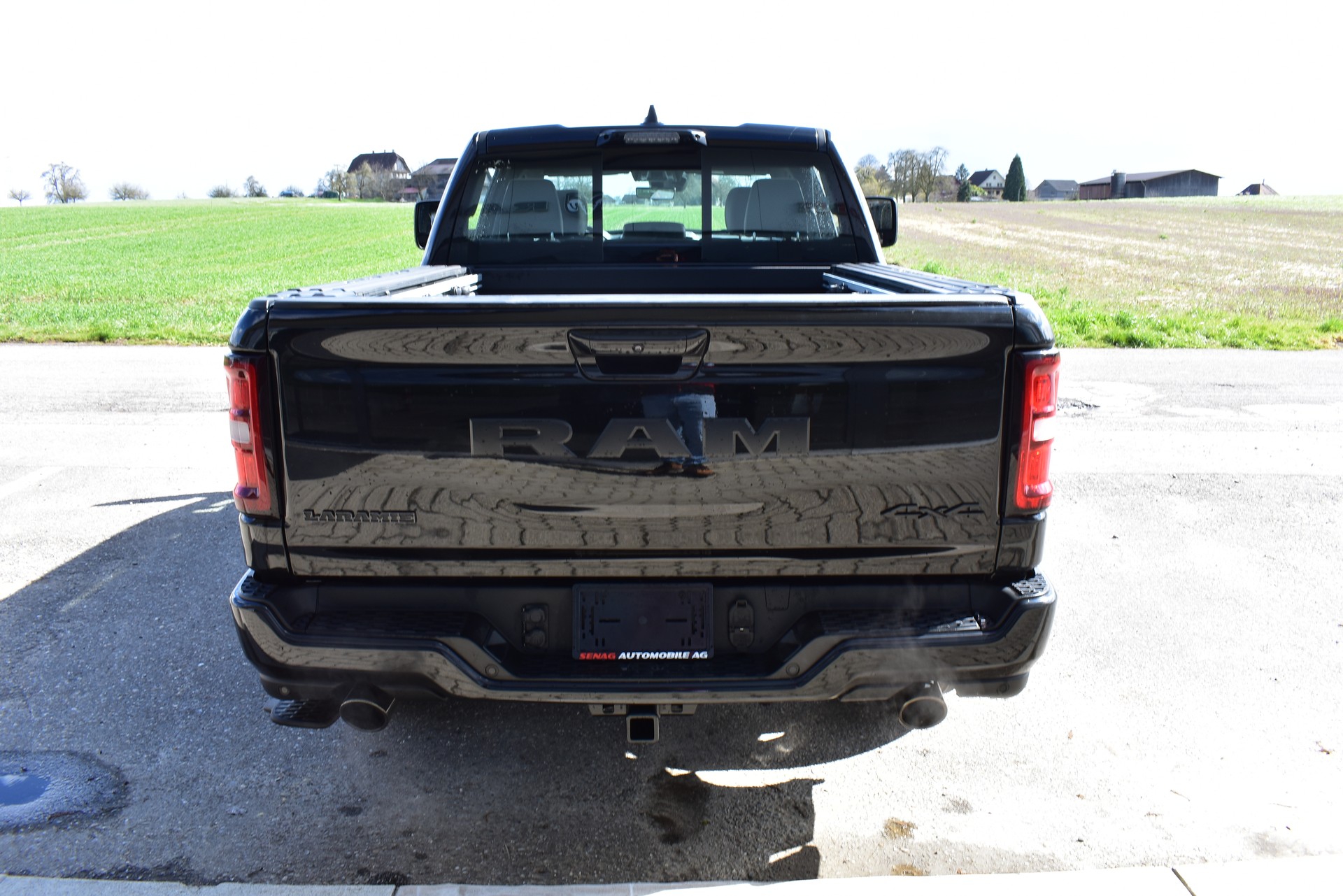 DODGE RAM 1500 CrewCab Laramie Night 3.0 Hurricane-image-5