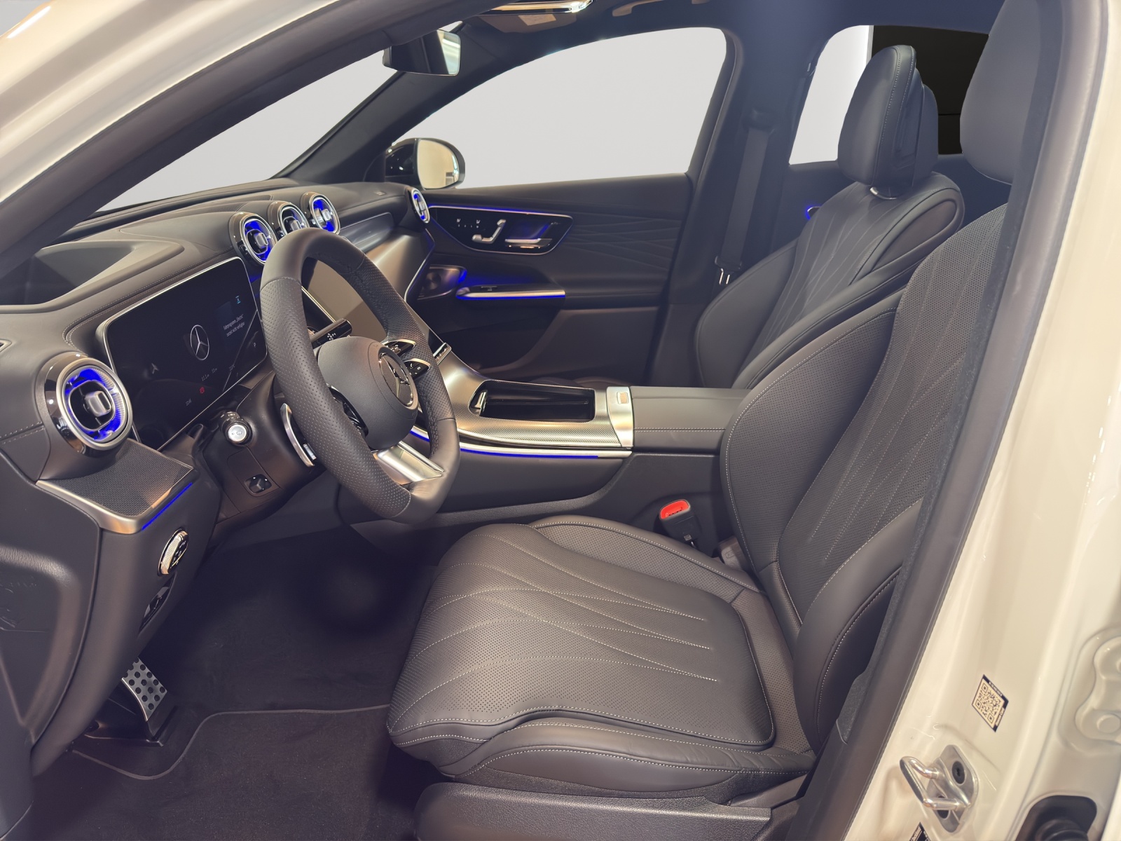 Image MERCEDES-BENZ GLC-300 GLC 300 E EQ-Star 4Matic