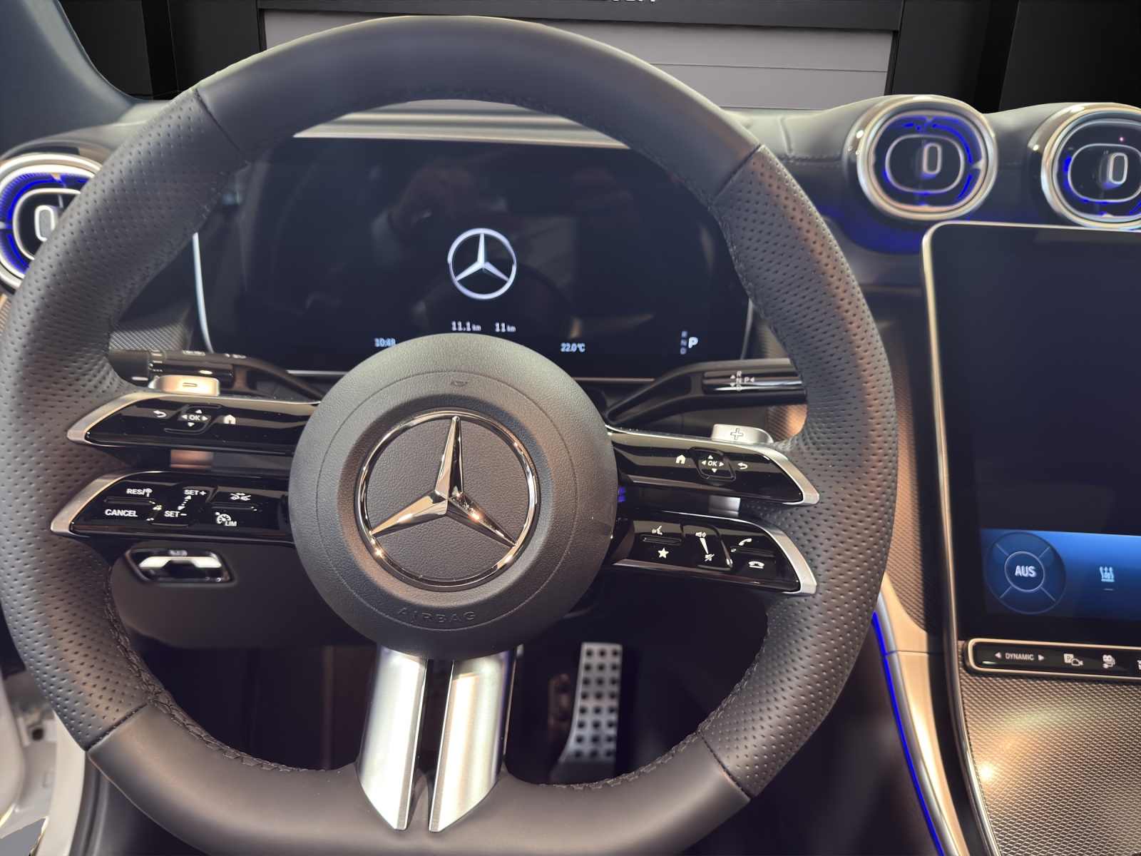 Image MERCEDES-BENZ GLC-300 GLC 300 E EQ-Star 4Matic