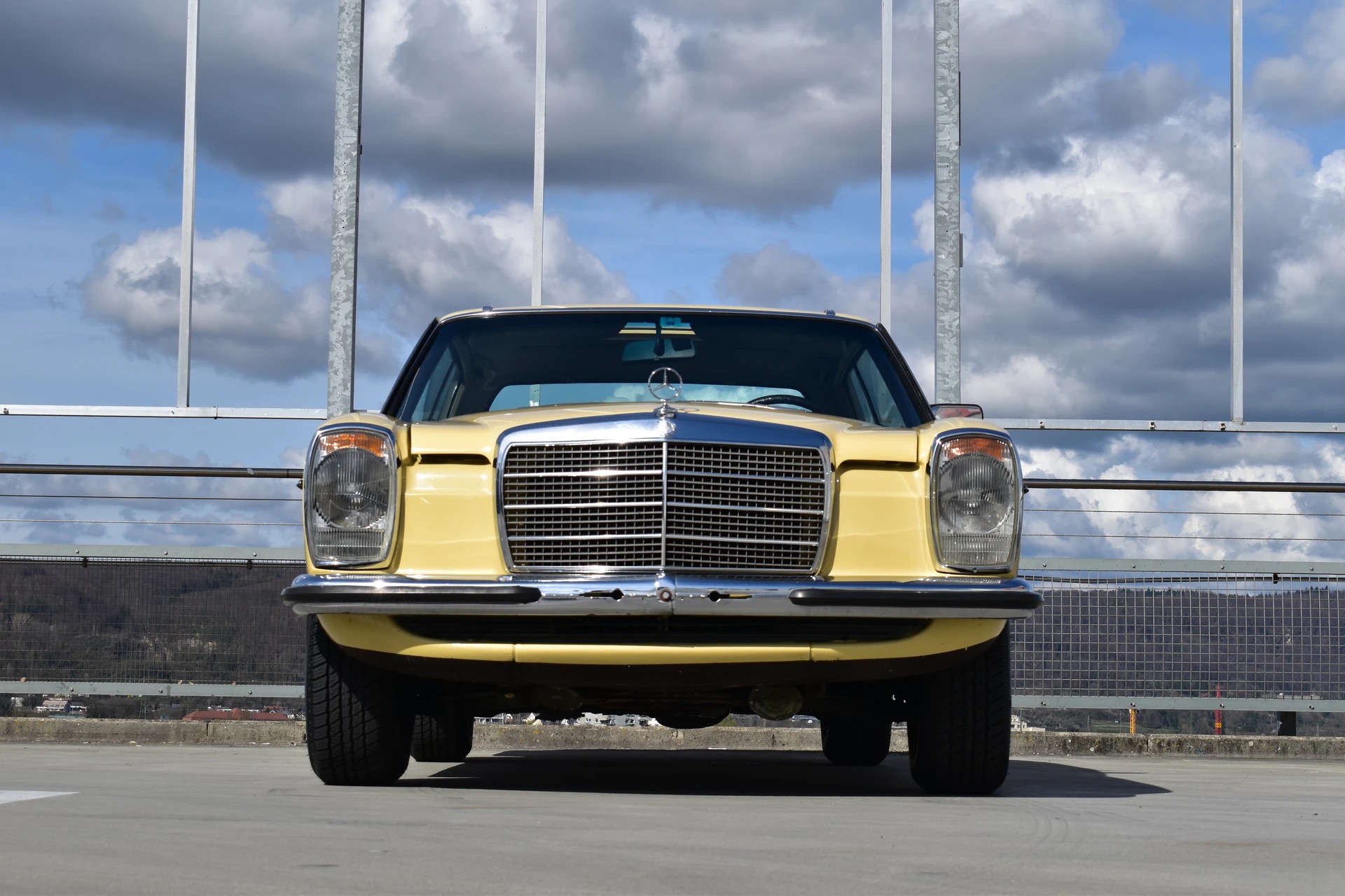 MERCEDES-BENZ 280 CE AUTOMATIK l 188 PS-image-18