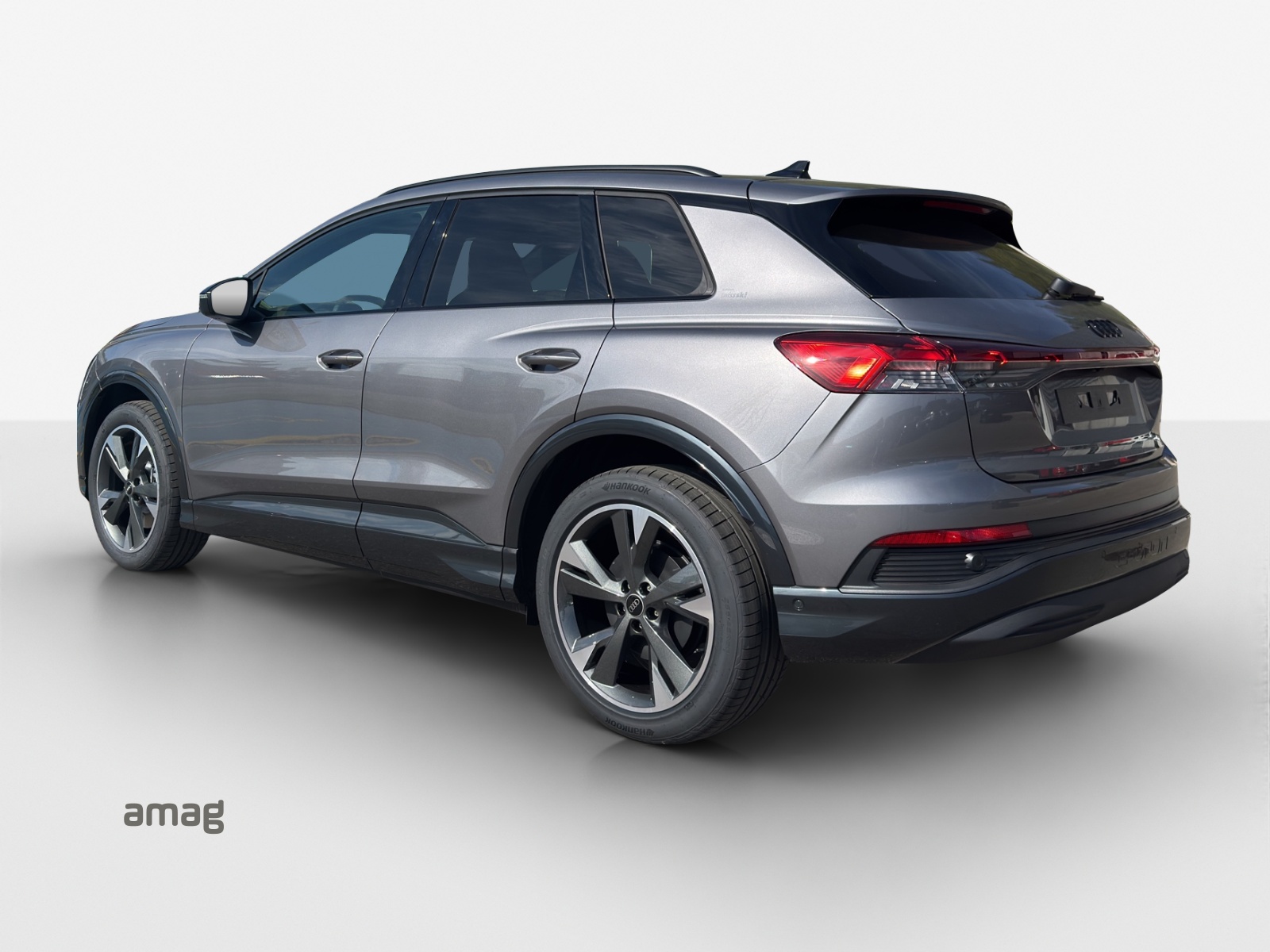AUDI Q4 e-tron 45 Edition Swiss Ski quattro-image-2