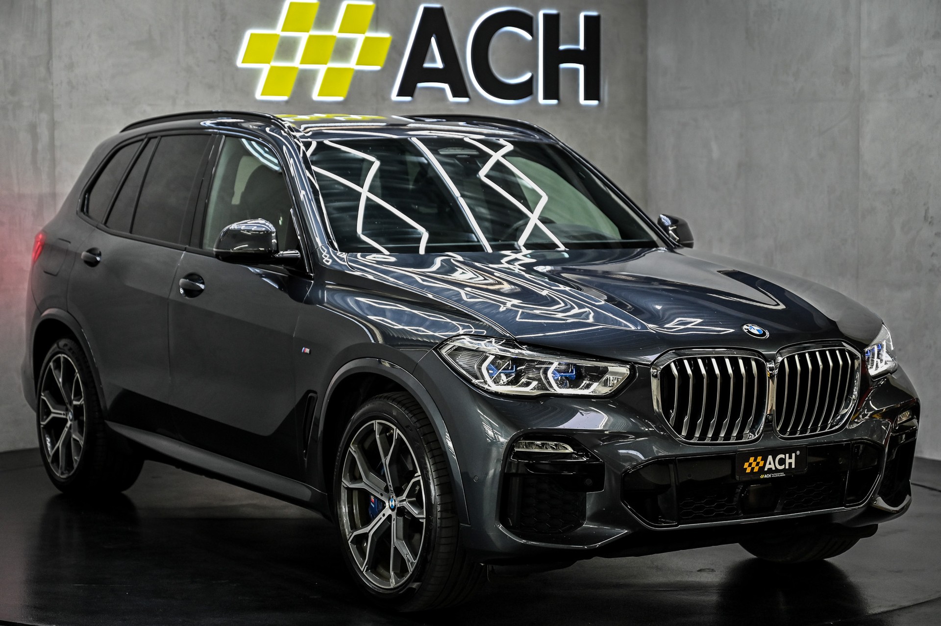 BMW X5 45e xDrive SAG M Paket-image-0