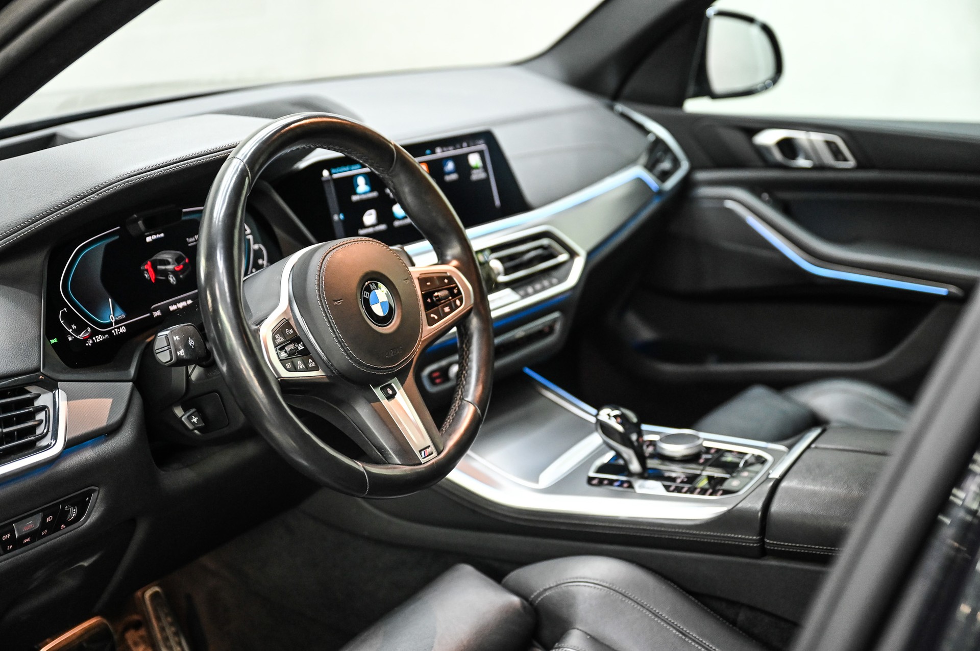 BMW X5 45e xDrive SAG M Paket-image-16