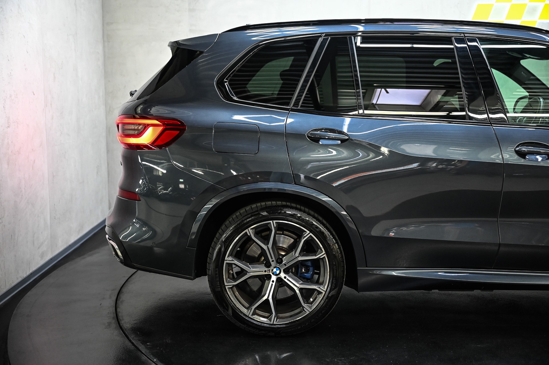 BMW X5 45e xDrive SAG M Paket-image-13
