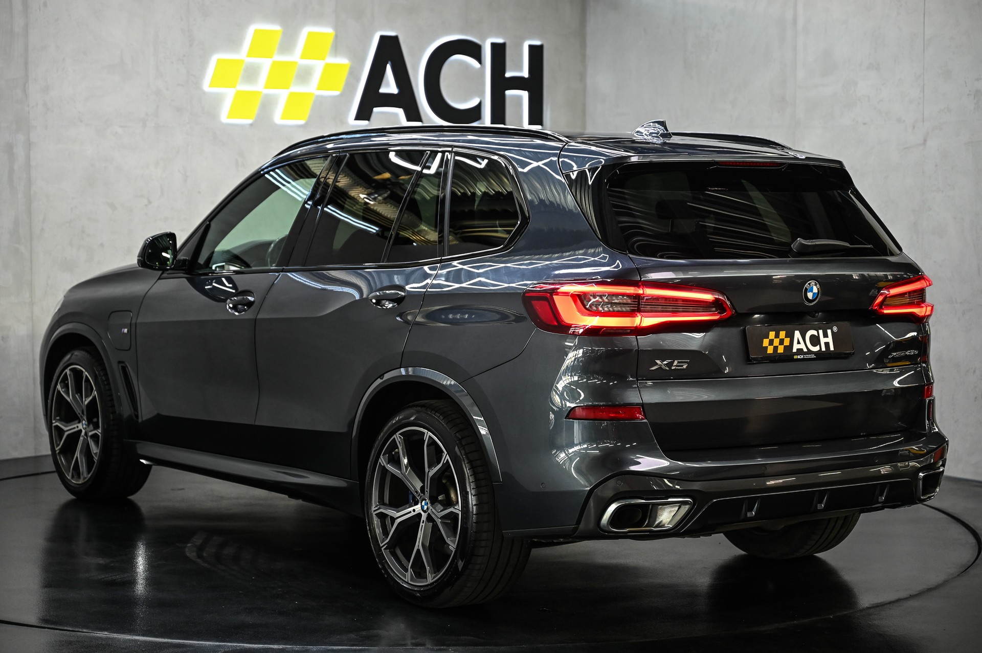 BMW X5 45e xDrive SAG M Paket-image-6