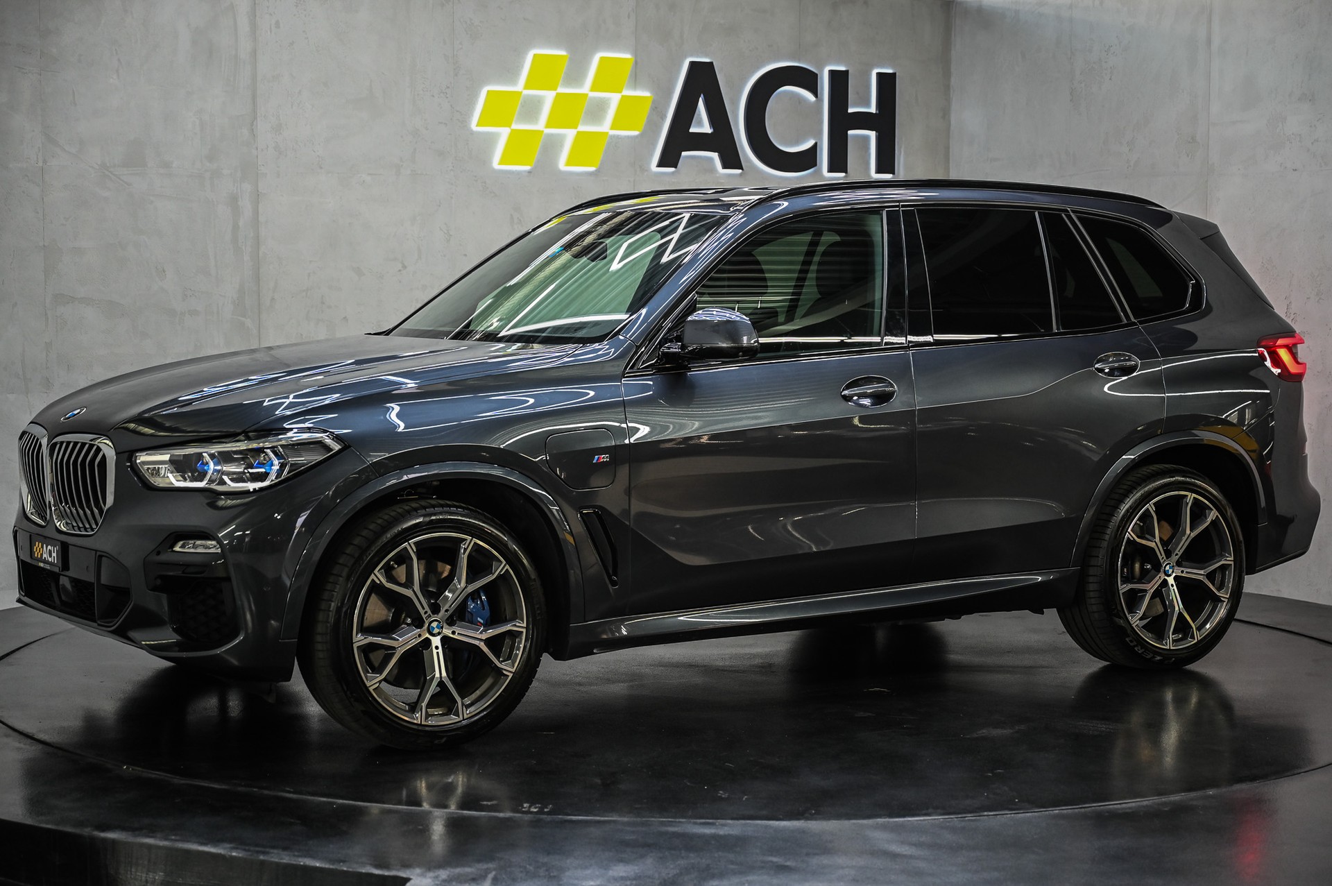 BMW X5 45e xDrive SAG M Paket-image-3