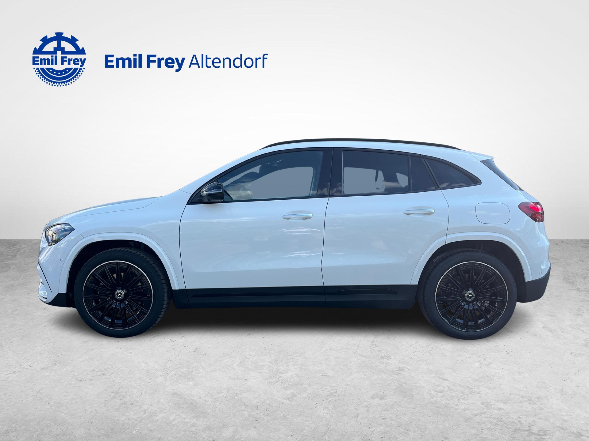 MERCEDES-BENZ GLA 250 e EQ Star AMG Line-image-1