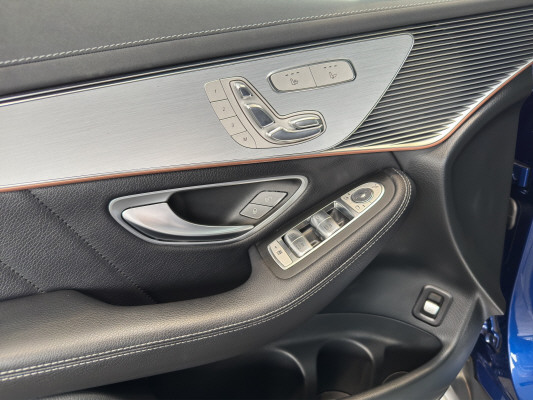 MERCEDES-BENZ EQC 400 AMG Line 4Matic-image-9